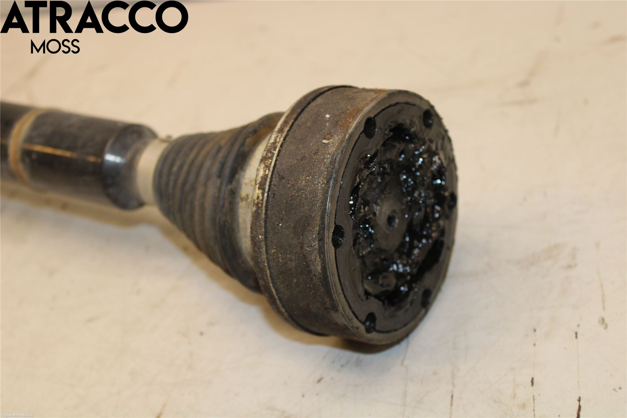 Volkswagen VW GOLF PLUS/CROSS GOLF 04-14 Drivaksel Foran Kompl Høyre