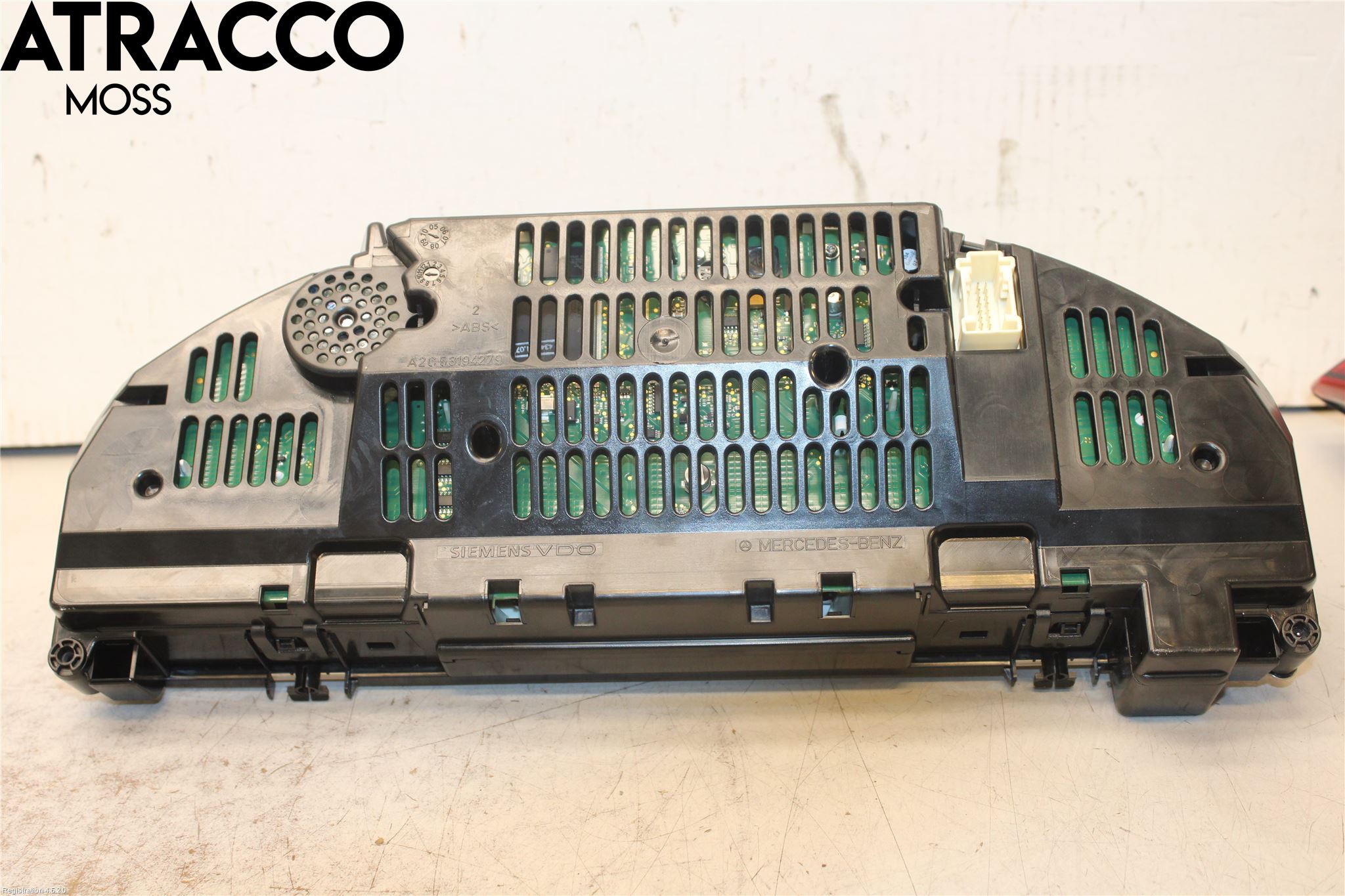 Mercedes-Benz MB C-KLASS (W204) 07-15 Instr Kombinert