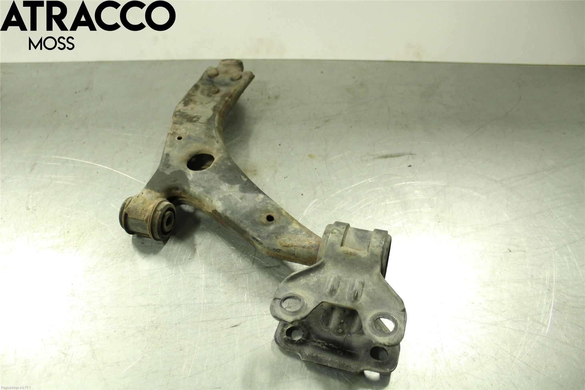 Ford FOCUS 11-14 Bærearm Foran Venstre Nedre