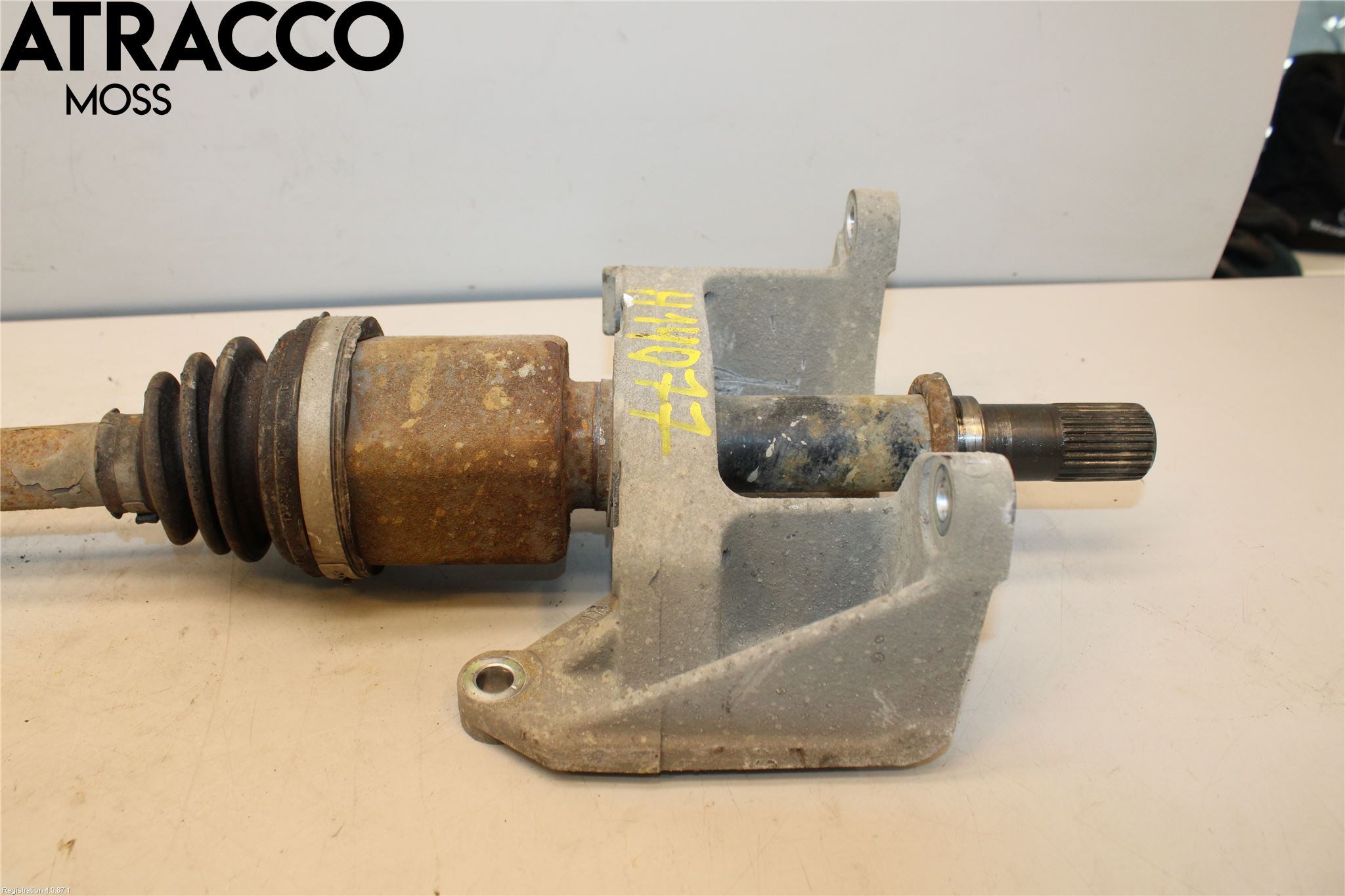 Nissan LEAF 11-17 Drivaksel Foran Kompl Høyre