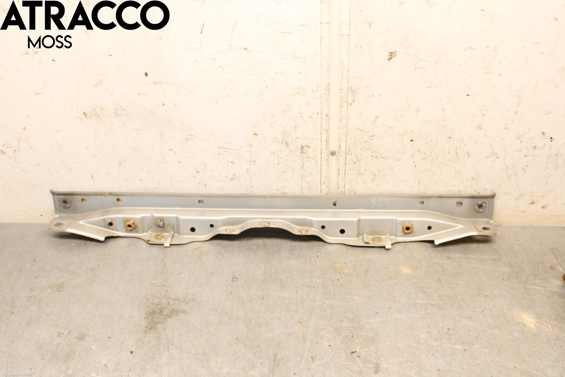 Toyota HILUX 05-16 Panserlåsplate-Bjelke