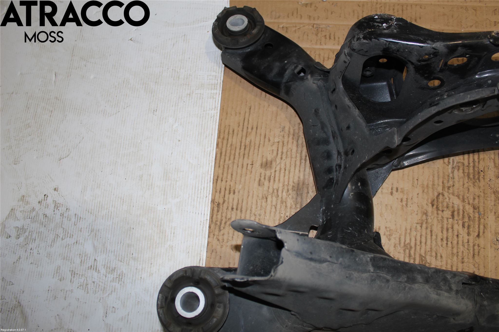 Toyota RAV4 19- Bakaksel Feste Travers-Ramme