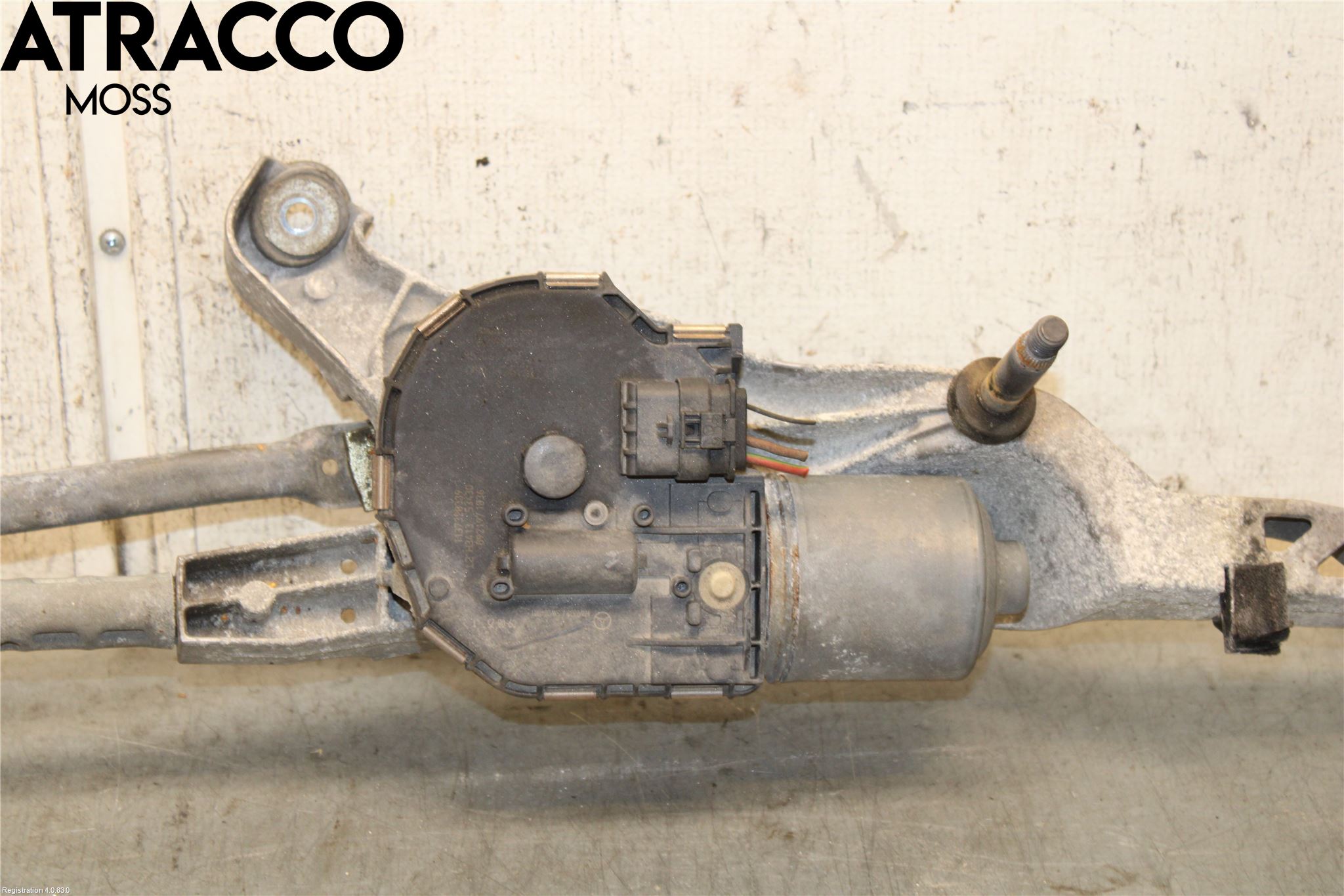 Mercedes-Benz MB E-KLASS (W212) 09-16 Viskermotor Frontrute