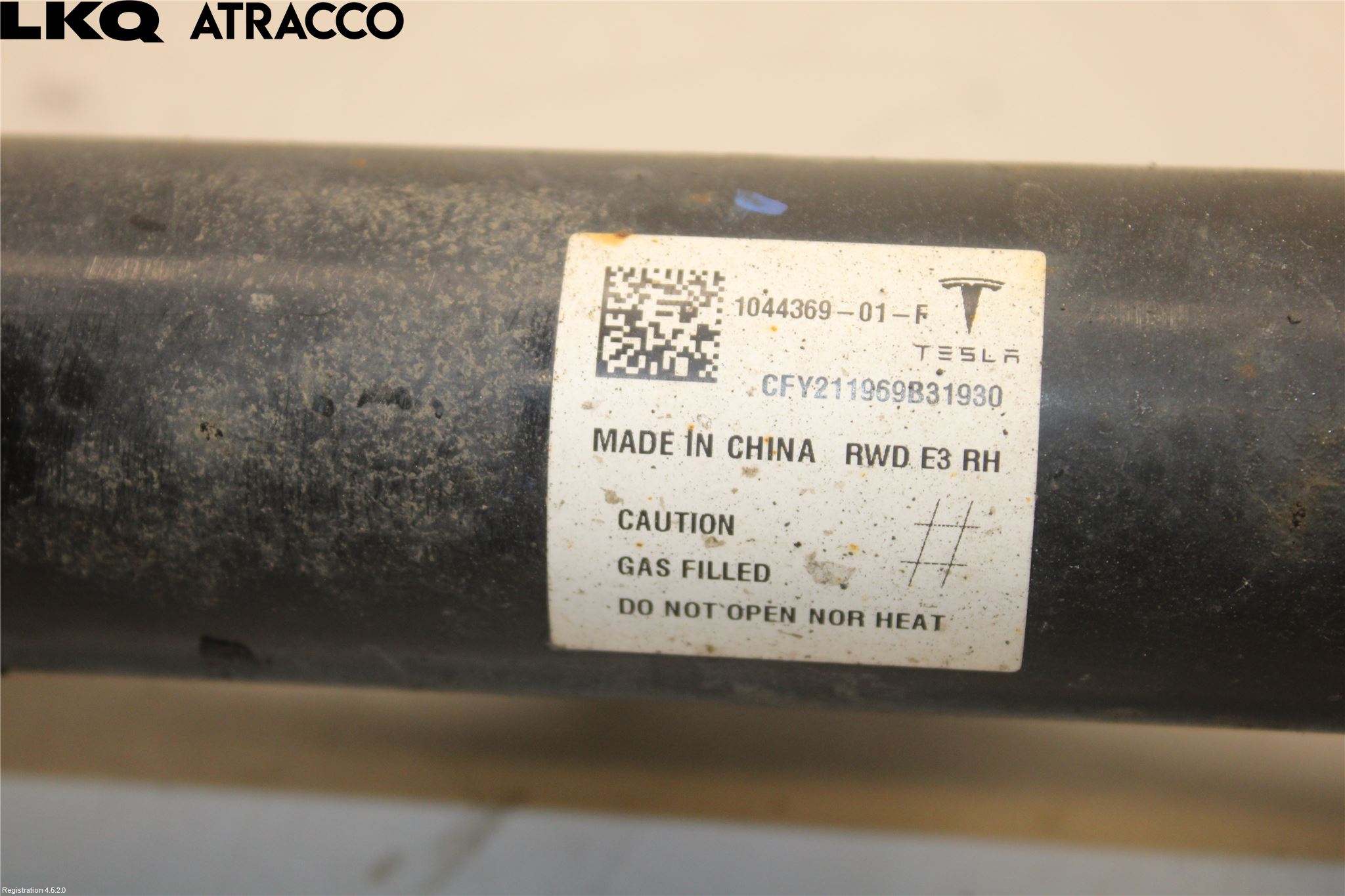 Tesla MODEL 3 17- Fjærbein Foran Høyre