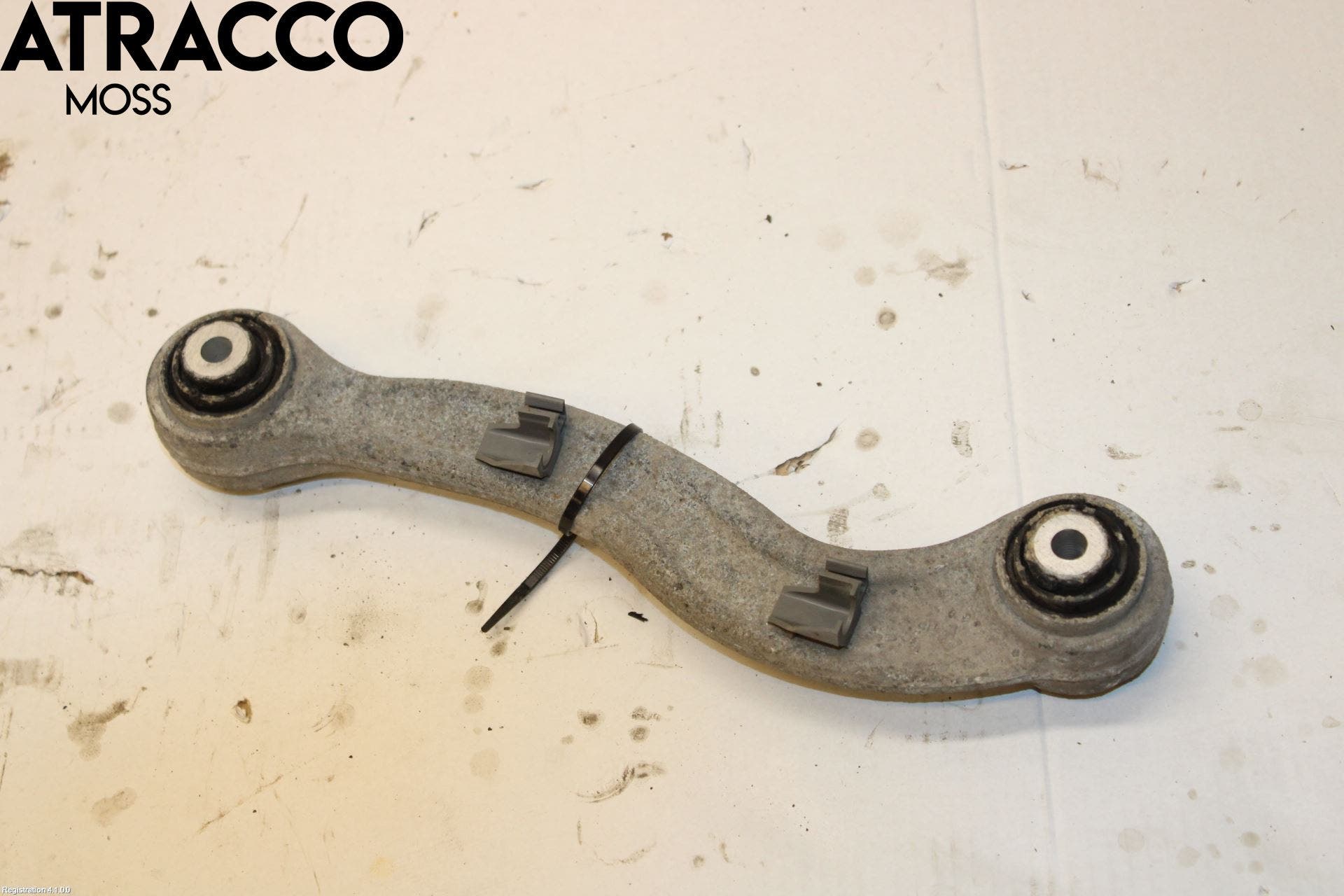 Jaguar I-PACE 18- Bakaksel Momentstag