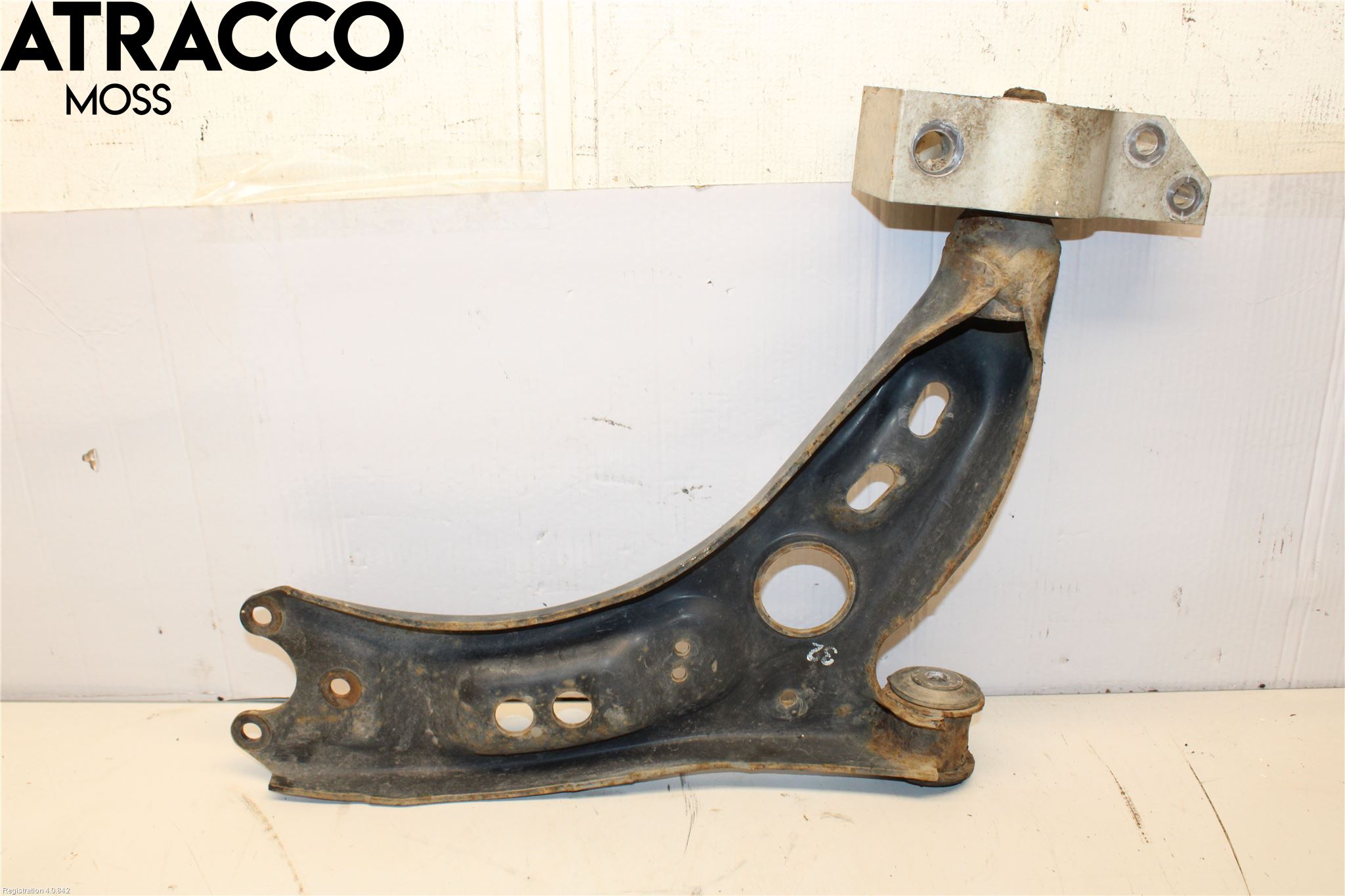 Volkswagen VW PASSAT 11-14 Bærearm Foran Venstre Nedre