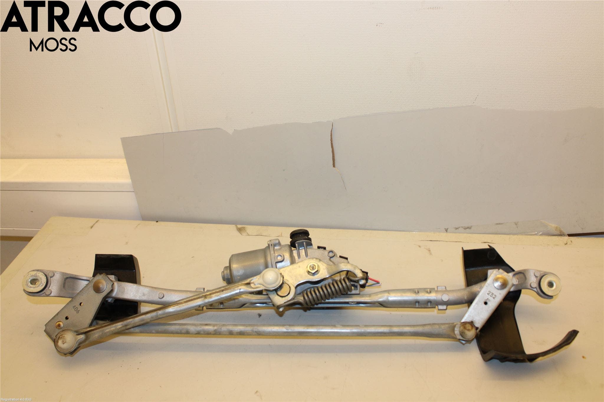 Toyota RAV4 19- Viskermotor Frontrute