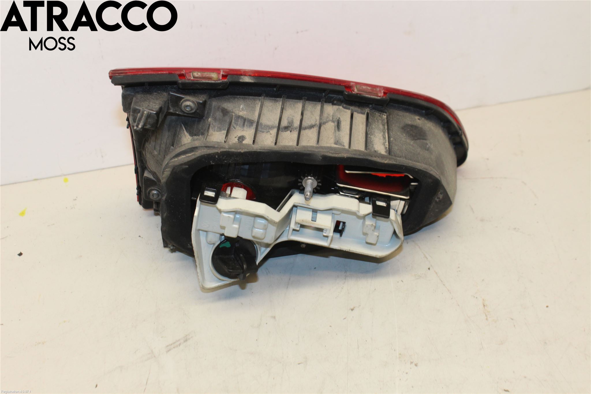 Volkswagen VW GOLF / E-GOLF VII 13-20 Baklykt Høyre  På Luke(Indre)