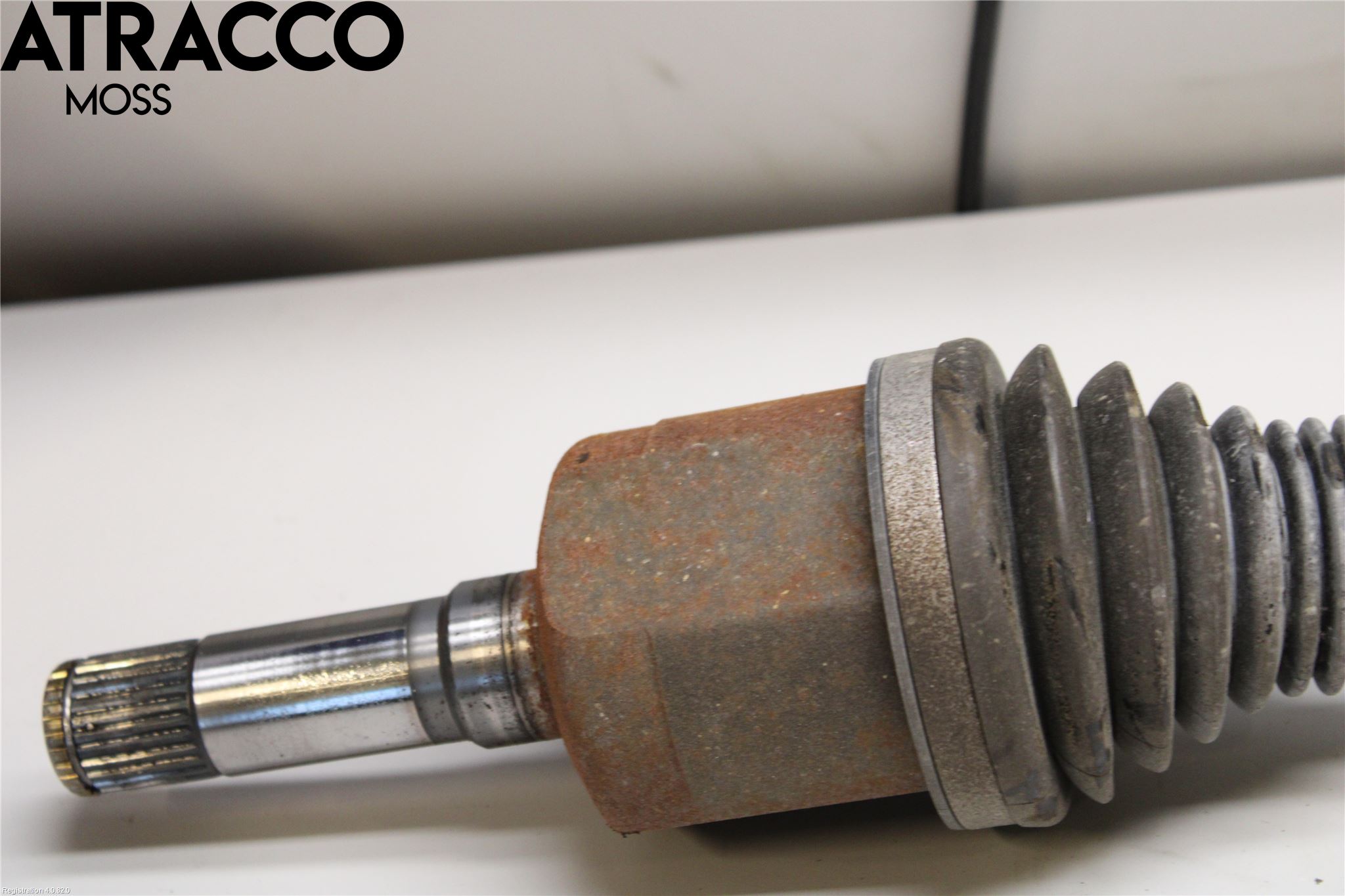 MG ZS EV 20- Drivaksel Foran Kompl Høyre