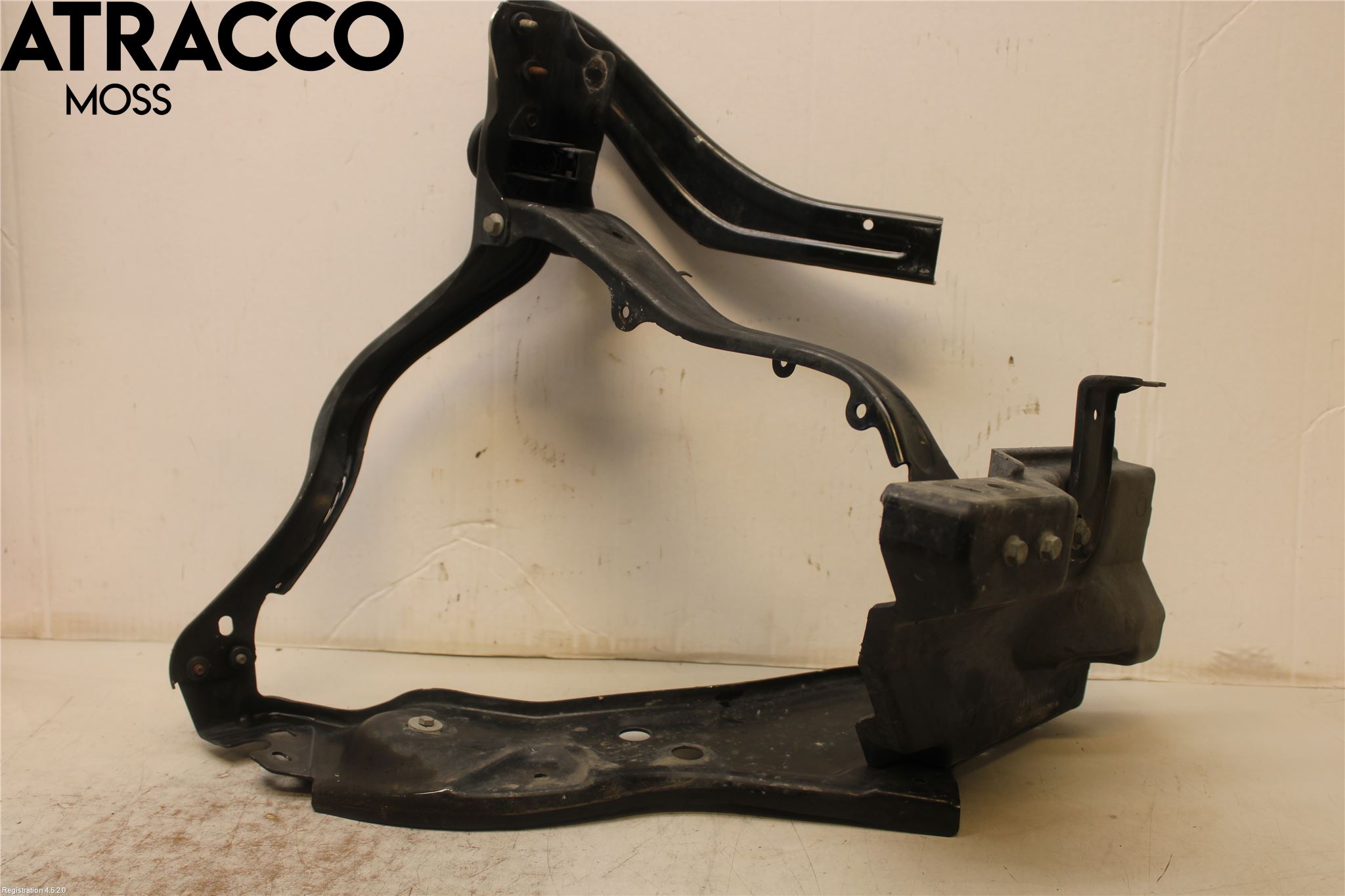 Mercedes-Benz MB CLS (C218/X218) 11-17 Frontlykt Holder-Feste