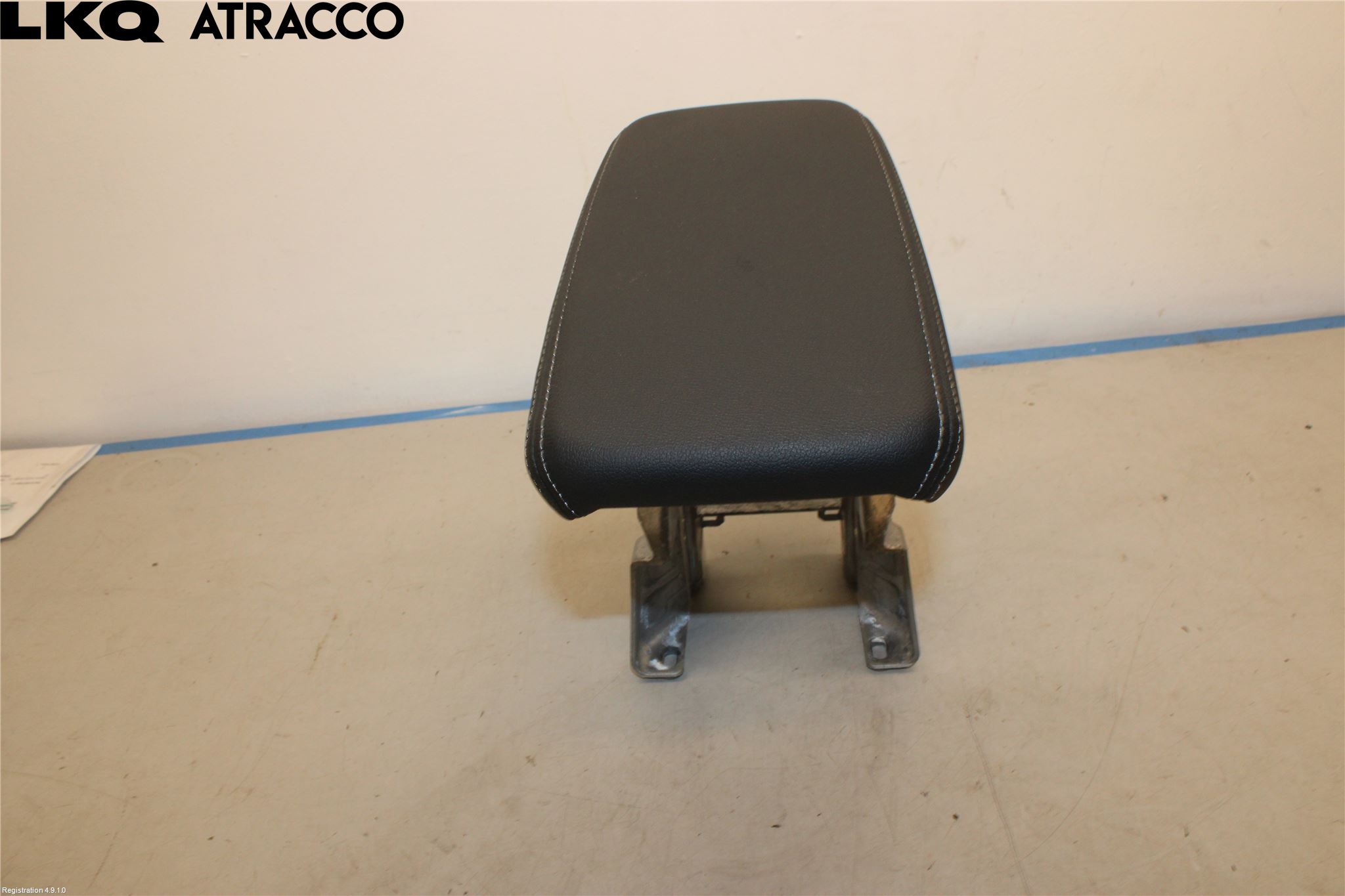 Audi Q4 E-TRON FZ 22- Innr Armlene