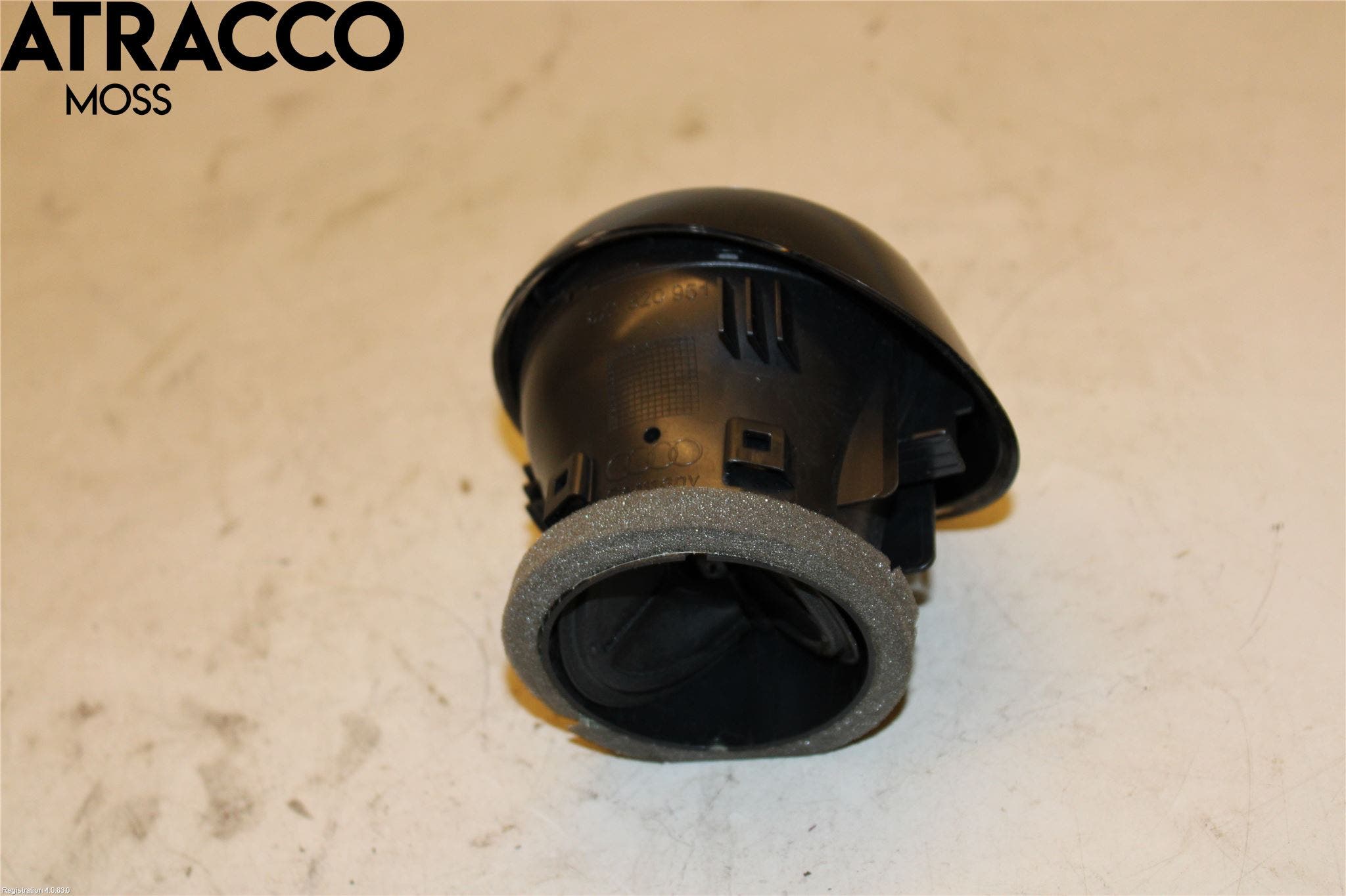 Audi A1/S1 11-18 Dashbord Kanal - Dyse