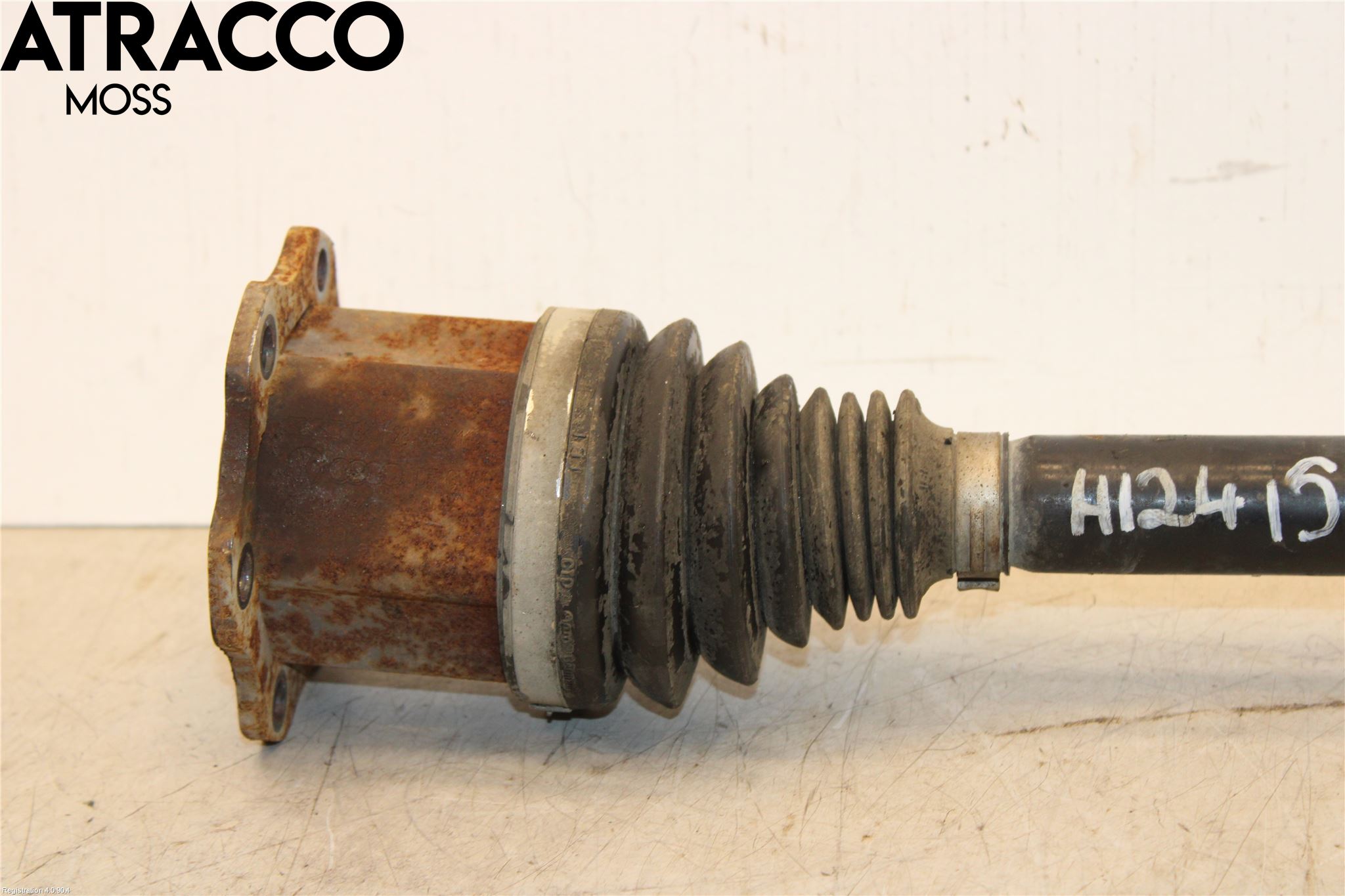 Audi A6/S6 4G 11-18 Drivaksel Foran Kompl Høyre