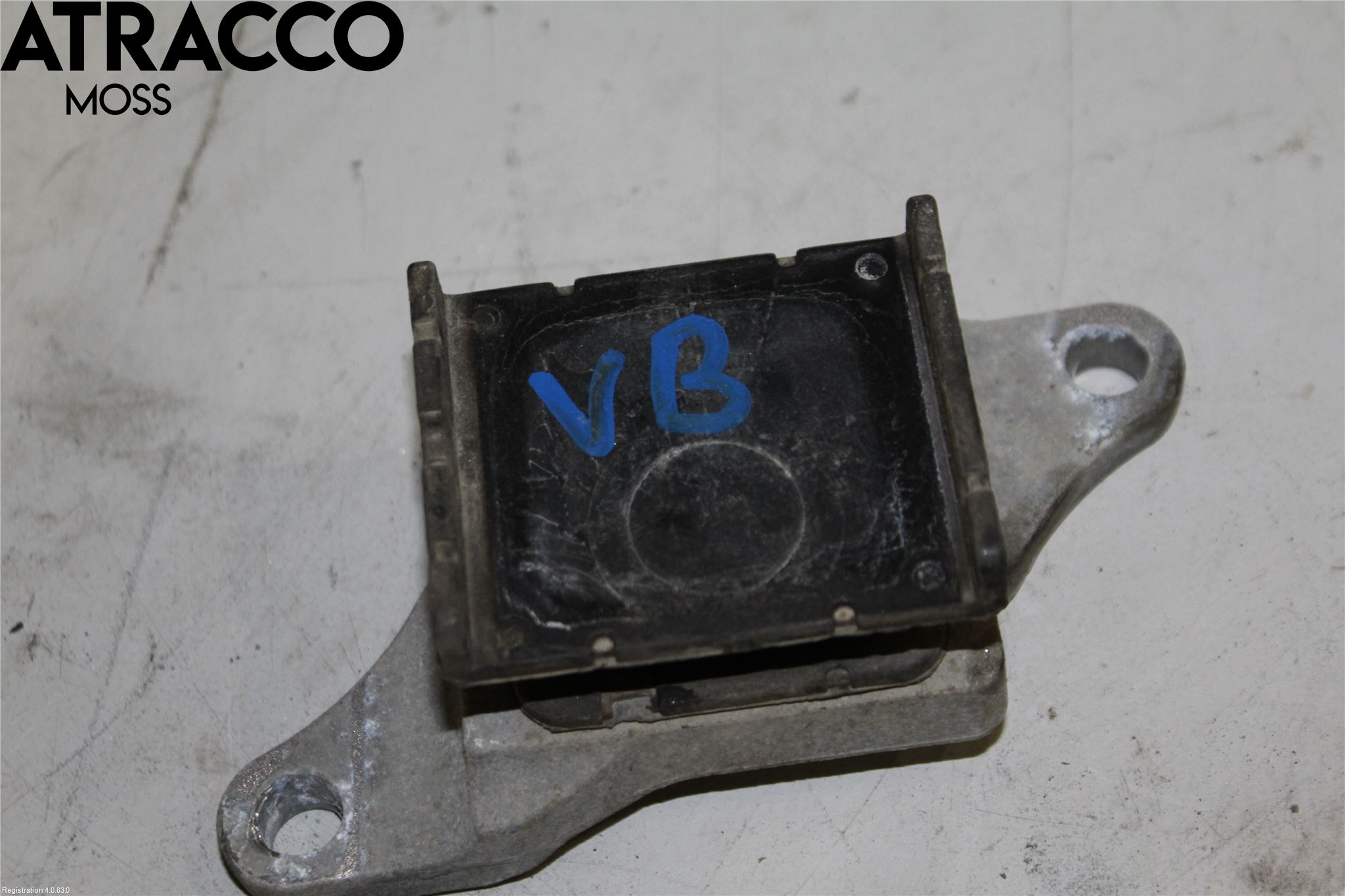 Volvo V90 CROSS COUNTRY 17->> Bladfjærfeste Bak