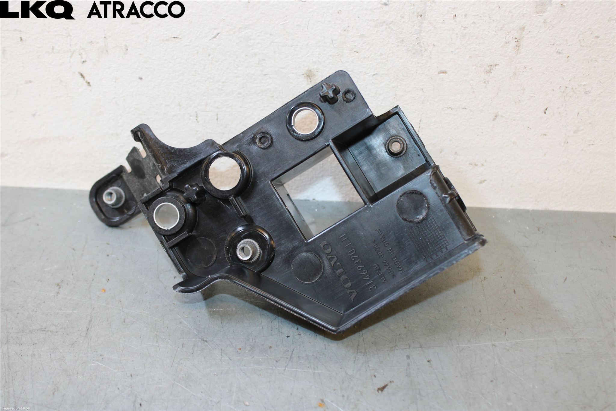 Volvo EX40 25- Radiator Feste - Ramme - Bjelk