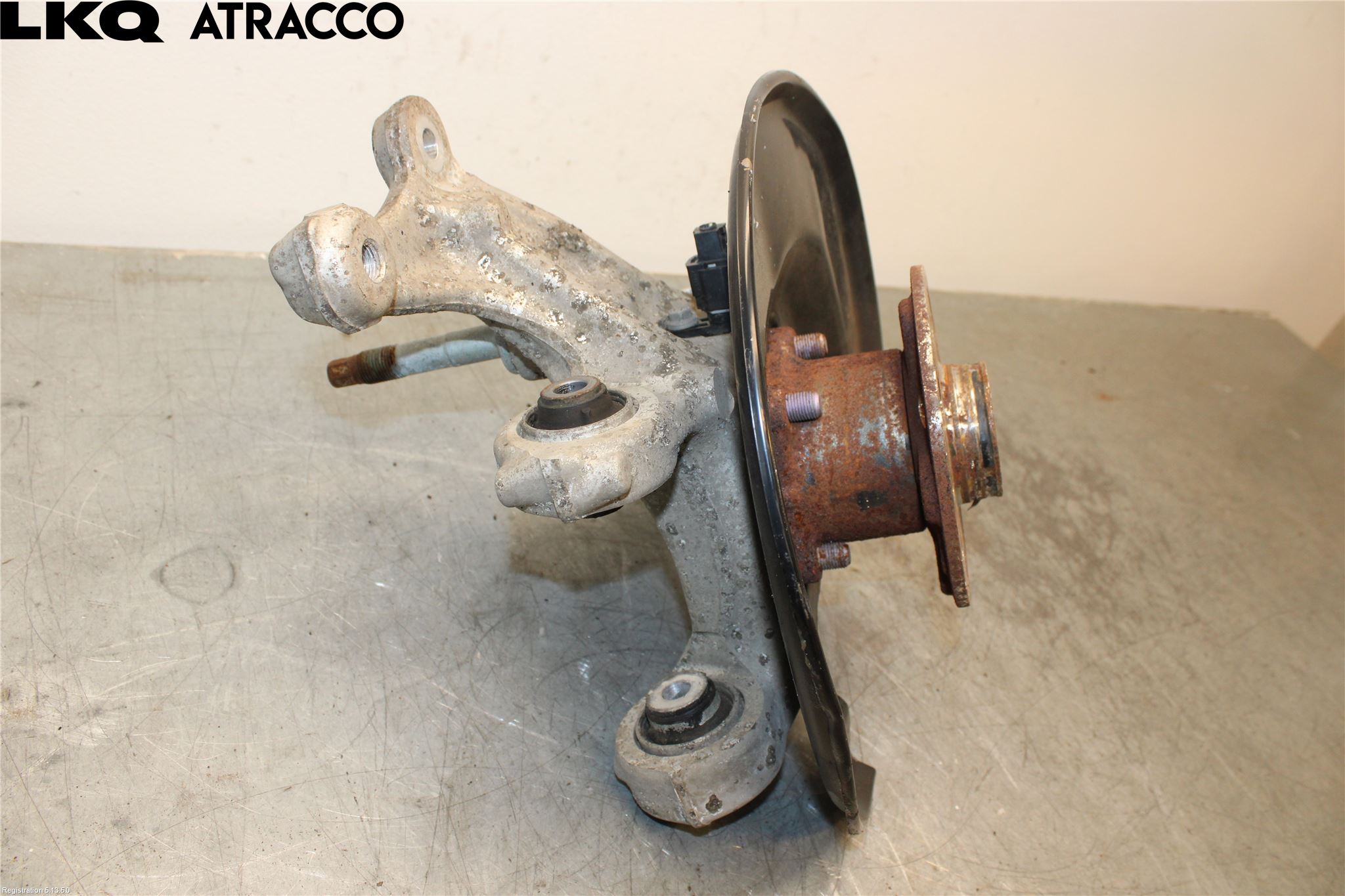 Toyota bZ4X EA10 22- Spindel Vb