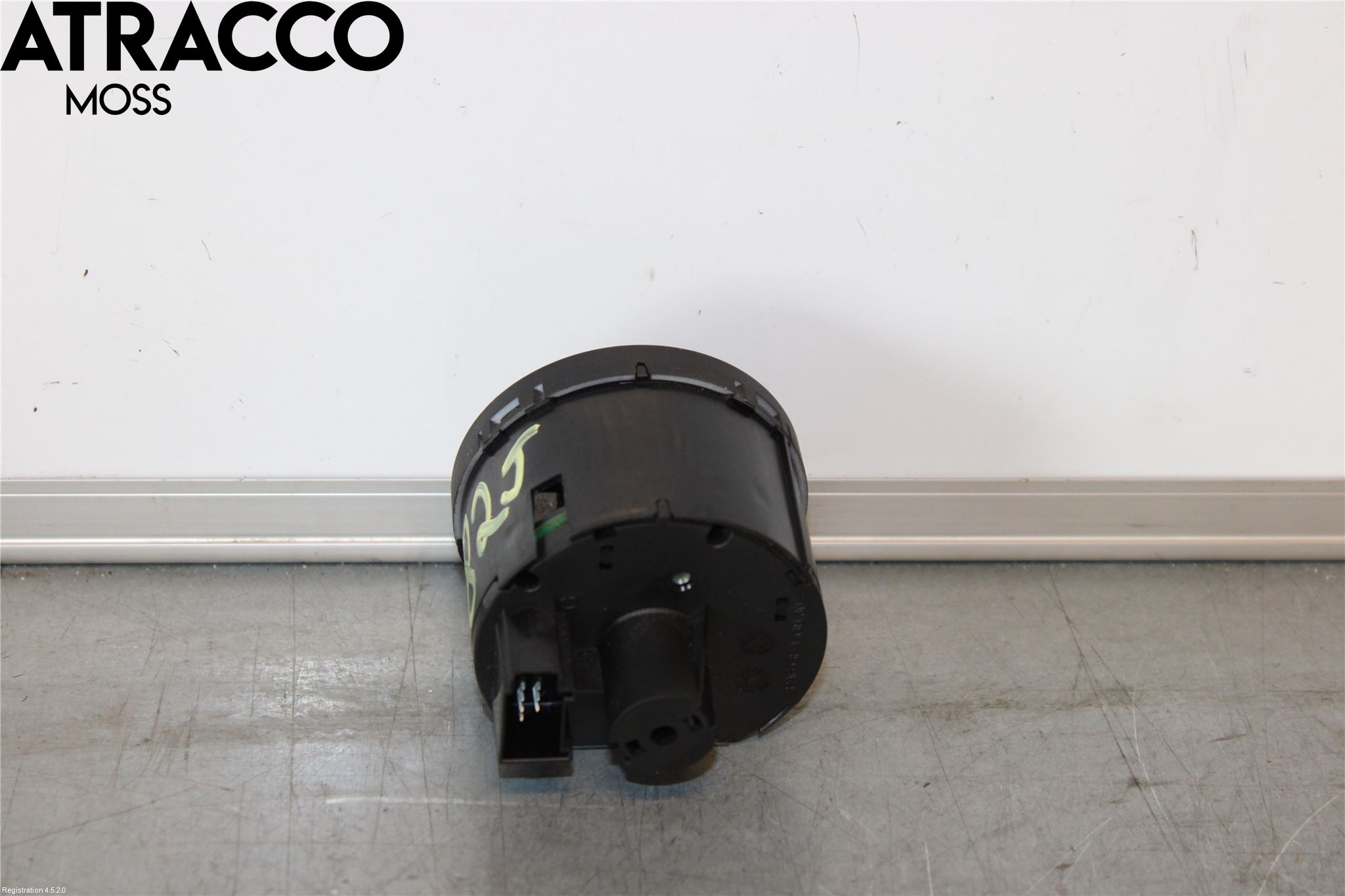 Volkswagen VW TRANSP/CARAVELLE (T6) 16-22 Bryter Hovedlys