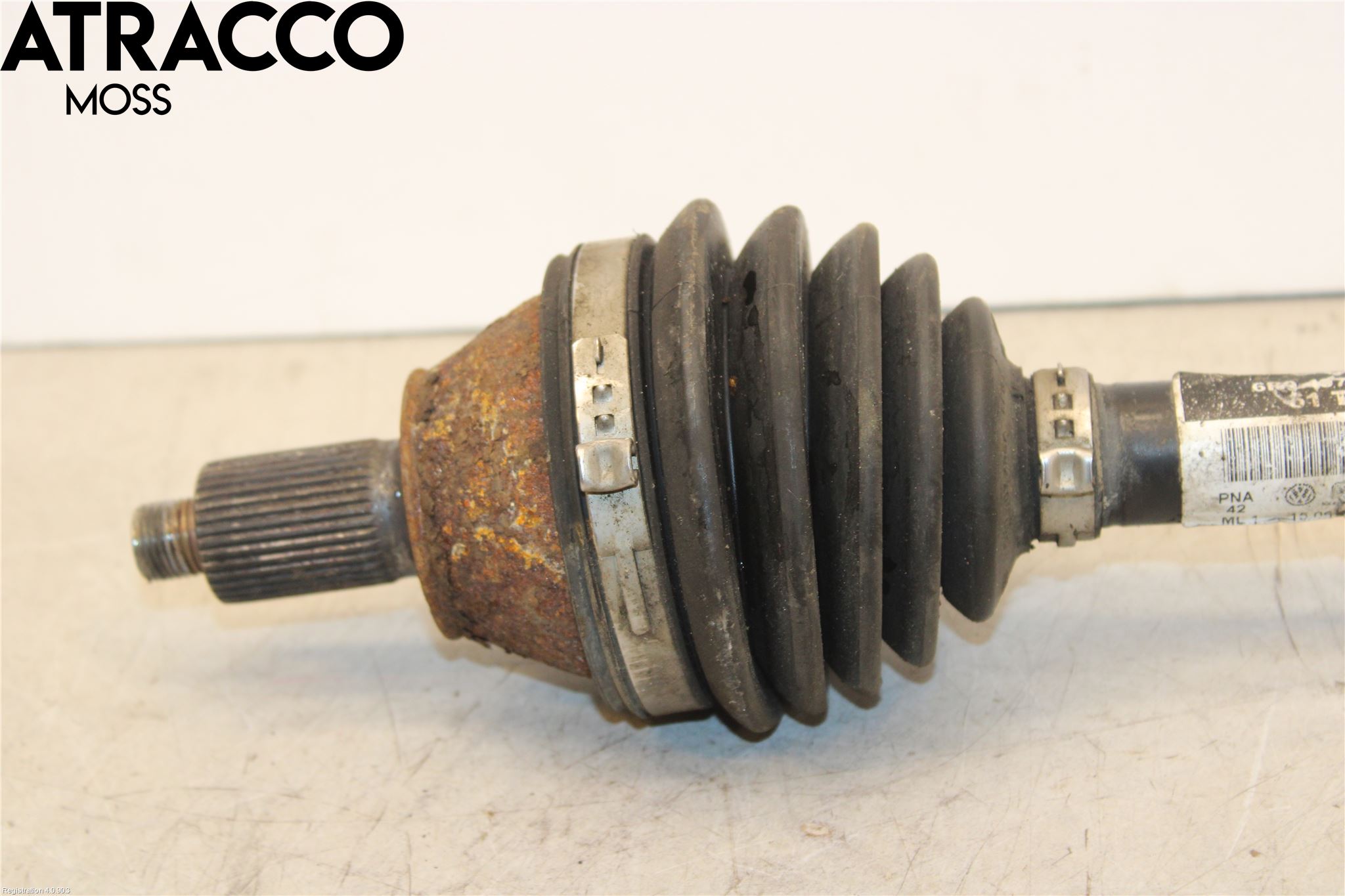 Volkswagen VW POLO 10-17 Drivaksel Foran Kompl Venstre