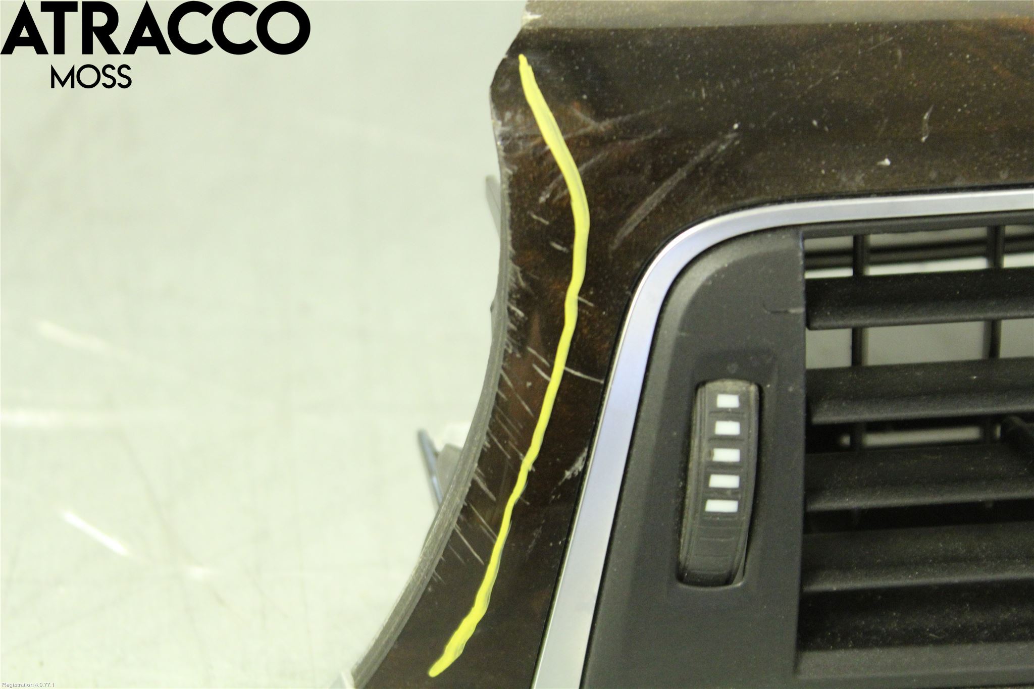 BMW 3 F30/F31/F80 12-19 Dashbord Kanal - Dyse