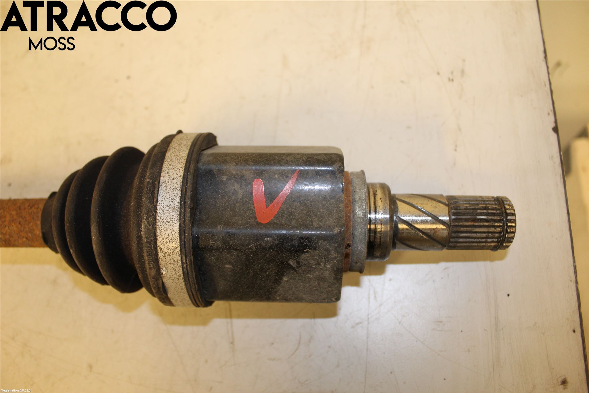 Nissan LEAF 11-17 Drivaksel Foran Kompl Venstre