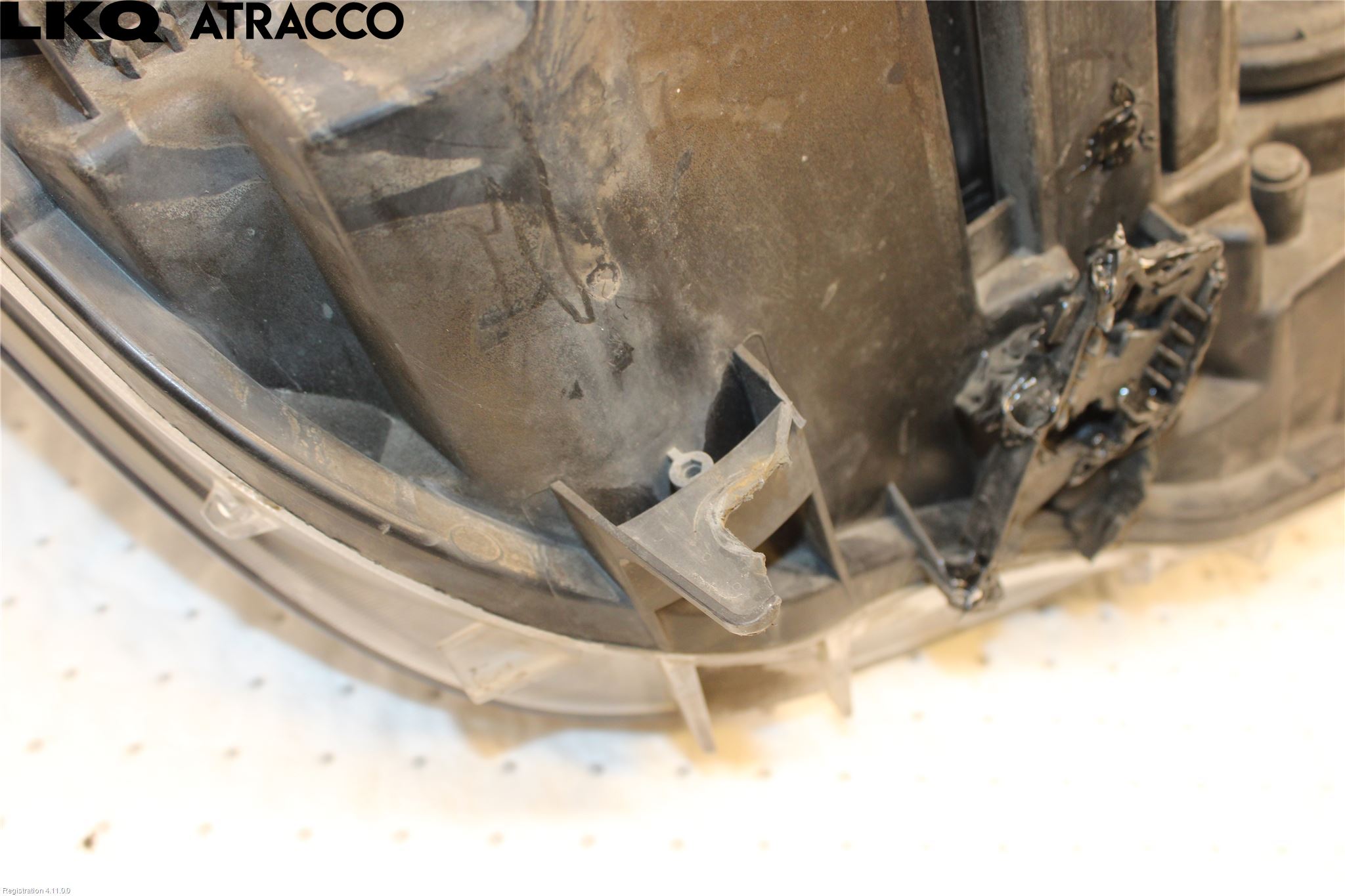 Mercedes-Benz MB SPRINTER (W906) 06-18 Frontlykt Venstre