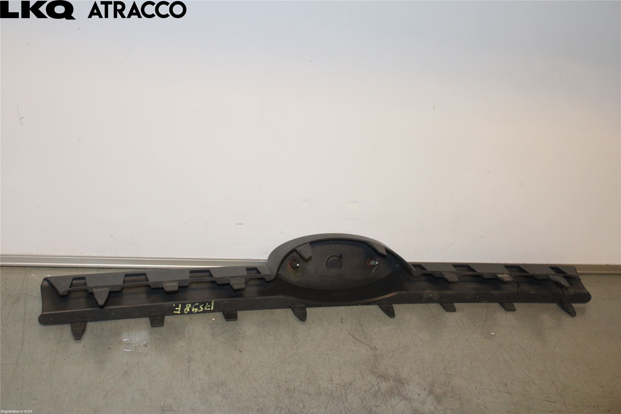 Ford TRANSIT/TOURNEO CONNECT 13-22 Grilldel Midt