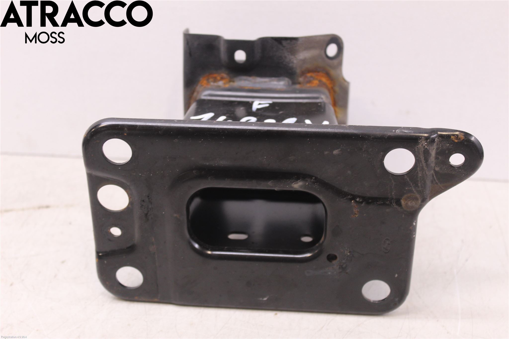 Hyundai IONIQ AE 17-22 Støtfanger Foran Feste