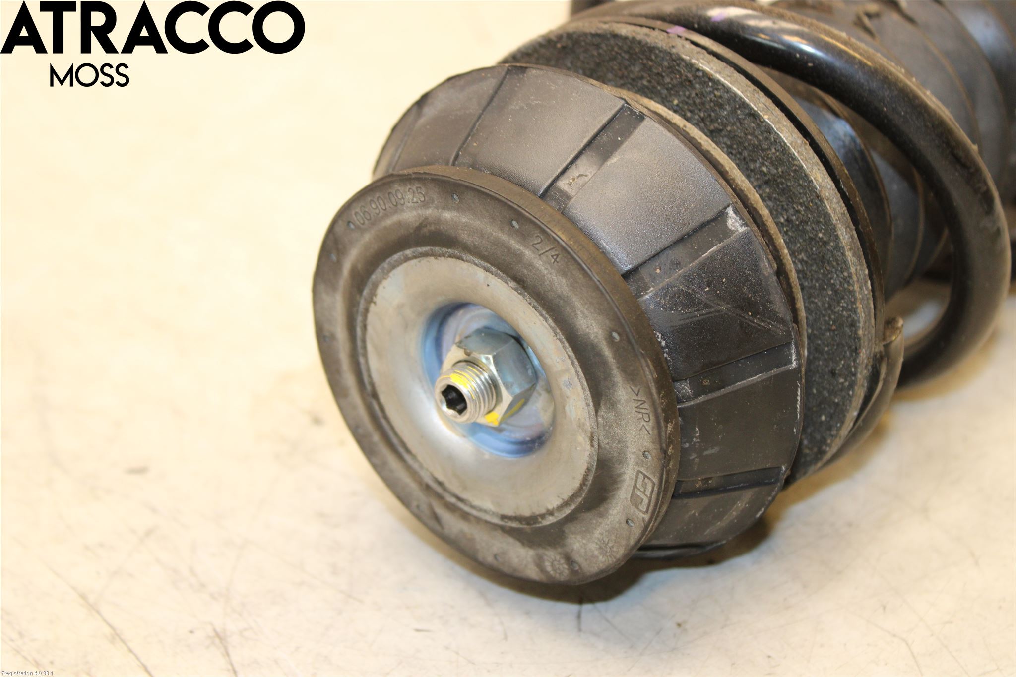 Suzuki VITARA 15- Fjærbein Foran Venstre