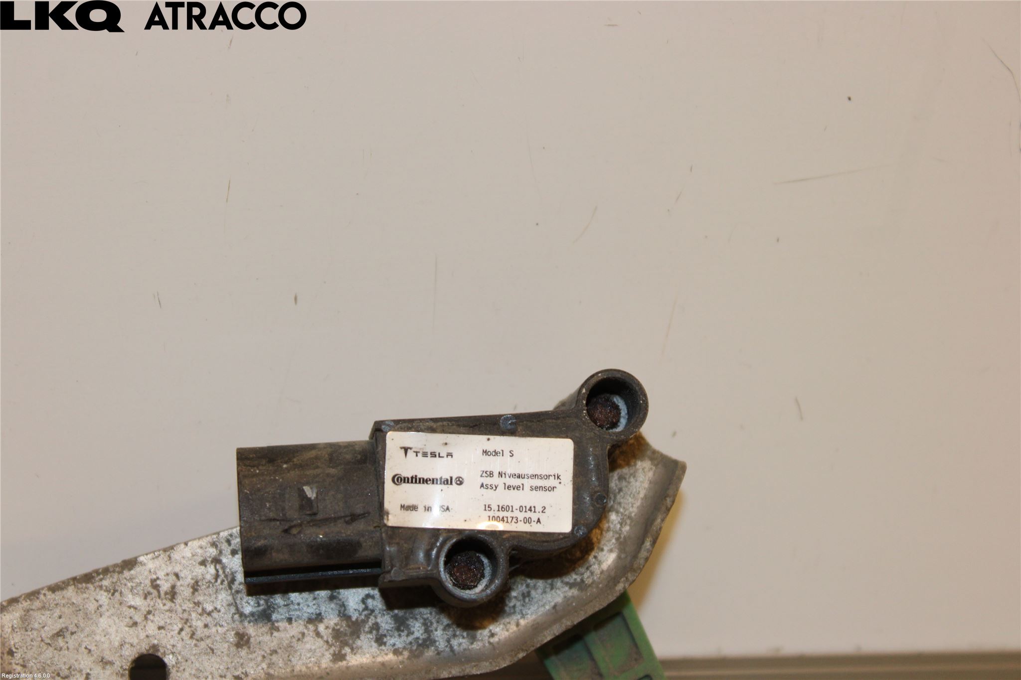 Tesla MODEL S 13- Nivåreg Sensor