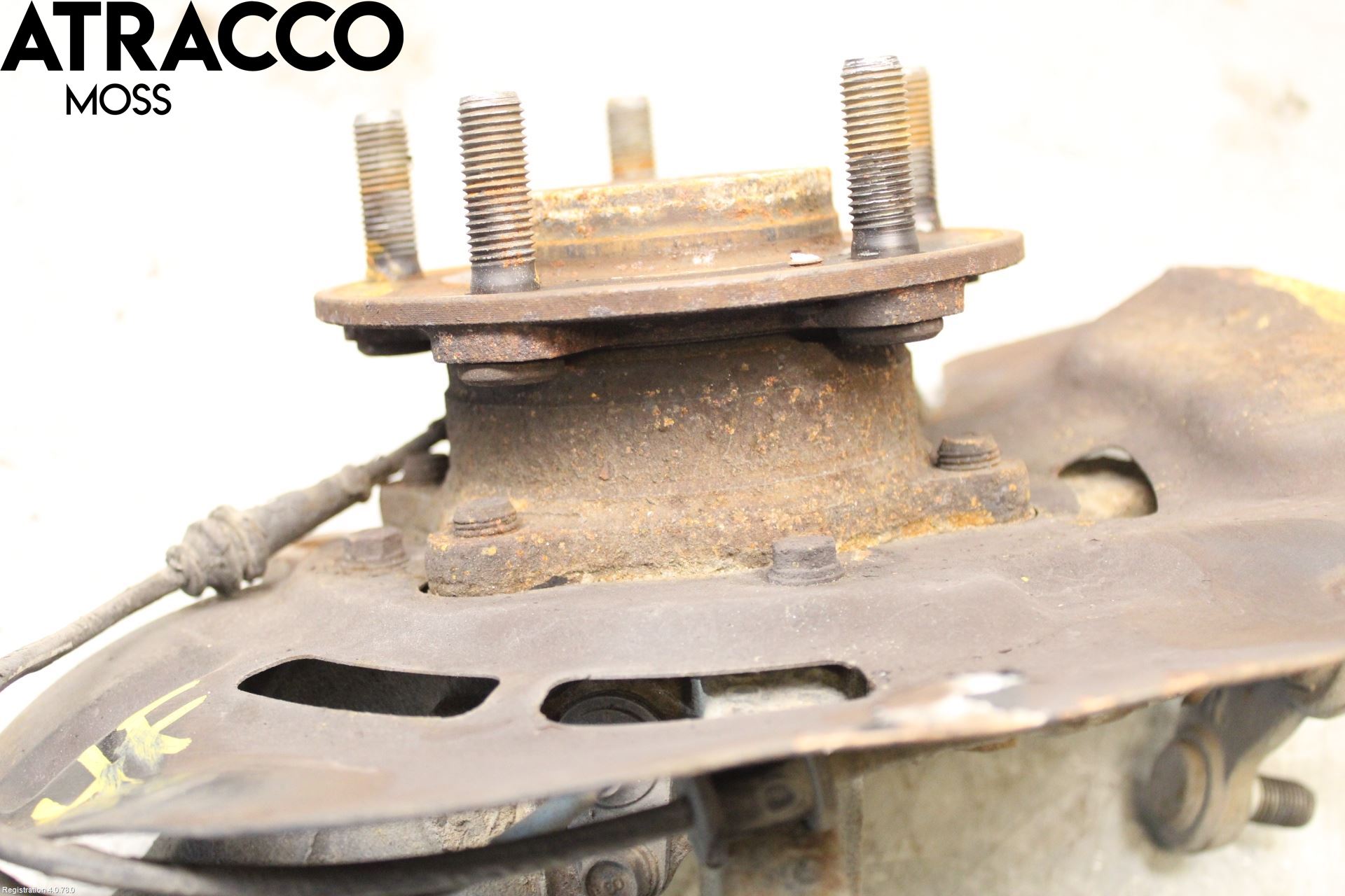 Hyundai TUCSON 05- Spindel Hf