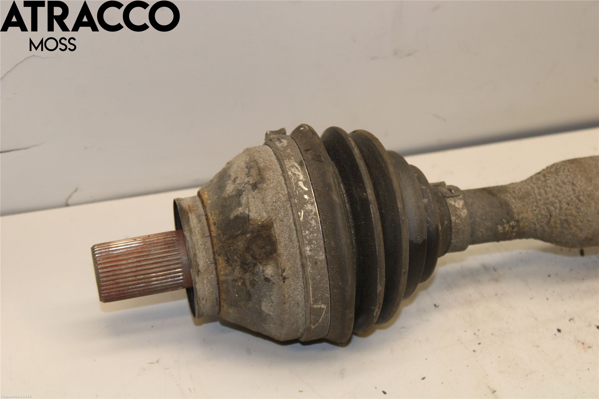 Volvo XC70 08-13 Drivaksel Foran Kompl Høyre