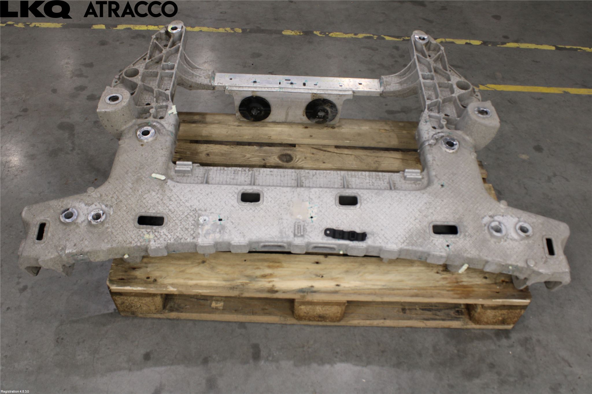 Ford E-TRANSIT SKÅP/BUSS 22- Travers Feste