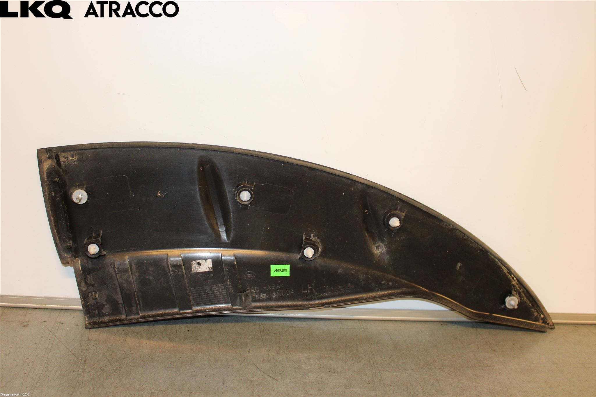 Nissan LEAF 11-17 List Foran-Panser-Front