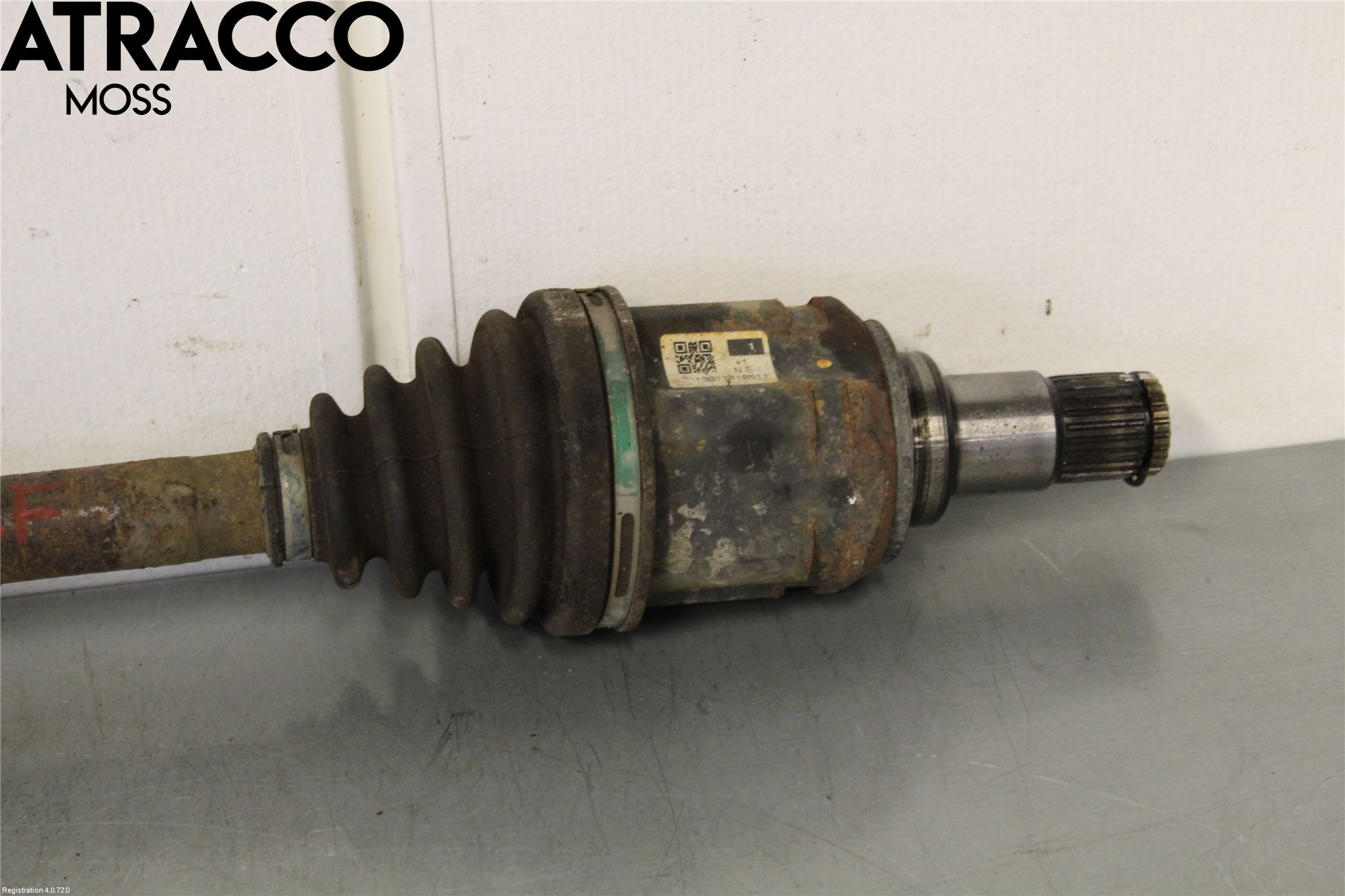 Toyota RAV4 13-18 Drivaksel Foran Kompl Venstre