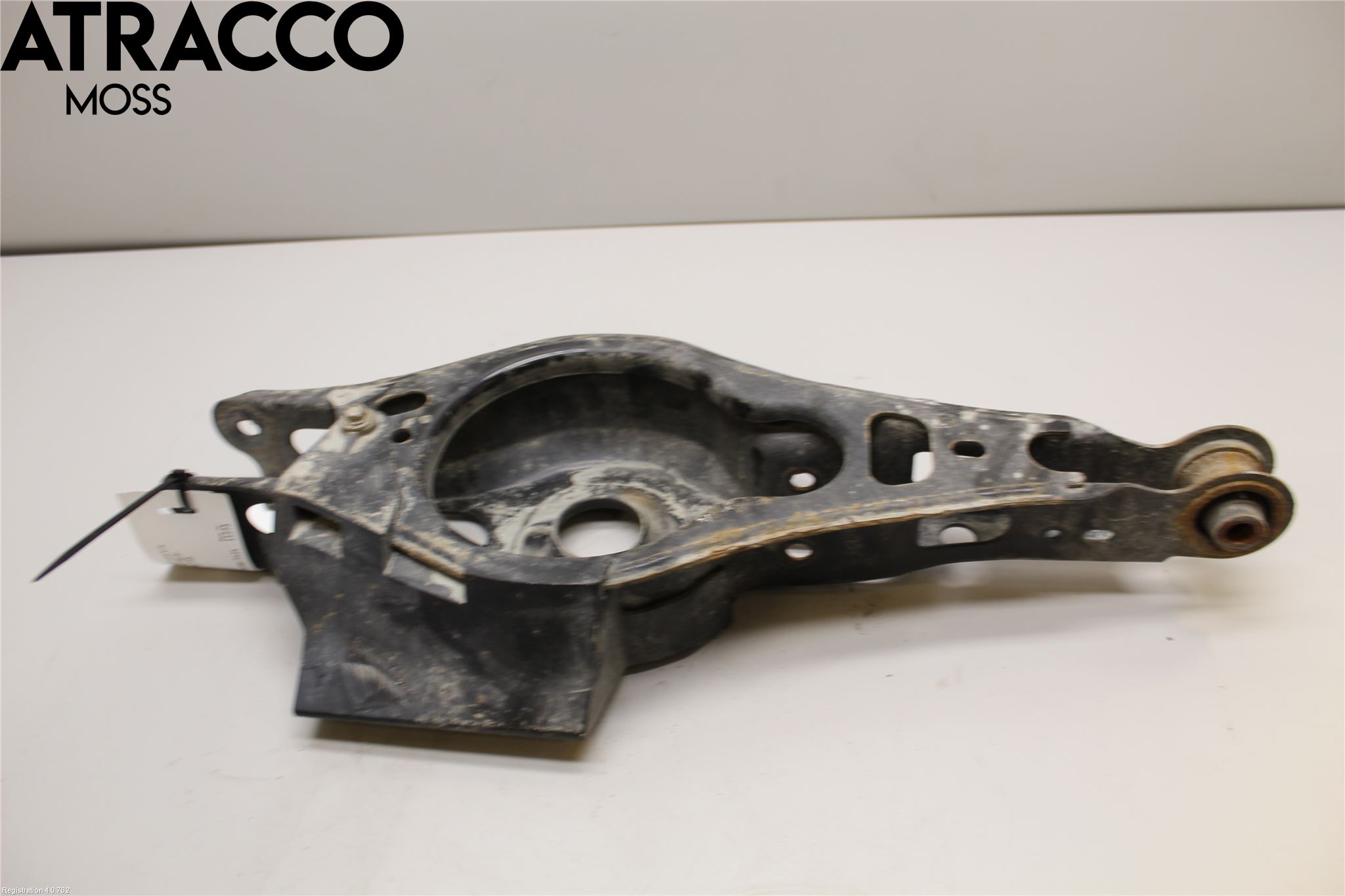 Toyota RAV4 19- Bærearm Bak Venstre