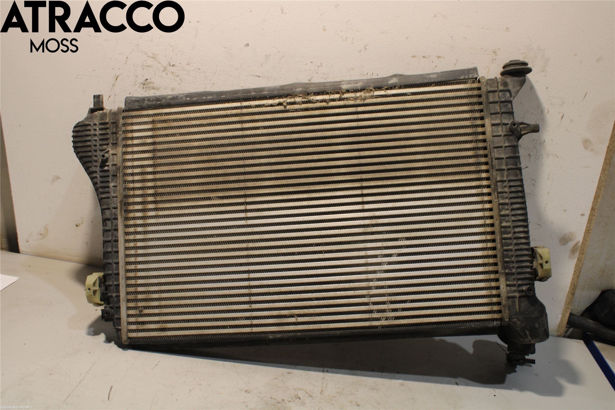 Volkswagen VW CADDY 04-10 Intercooler Radiator