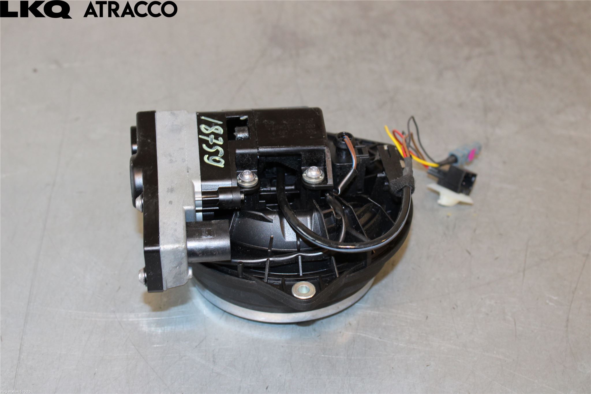 Volkswagen VW GOLF / E-GOLF VII 13-20 Bakluke Handtak Ytre