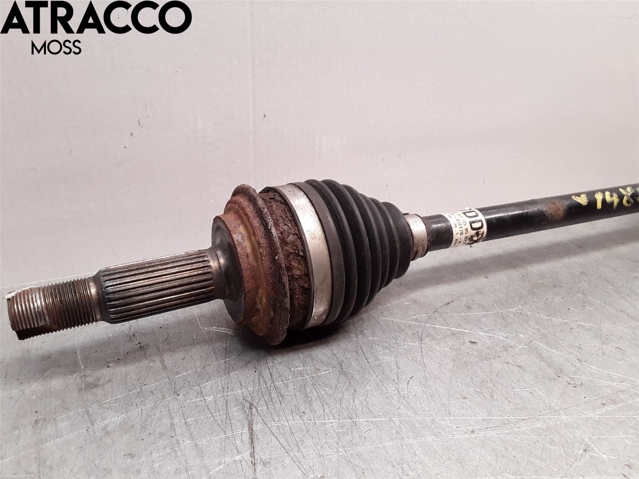 Toyota YARIS XP90 06-11 Drivaksel Foran Kompl Venstre