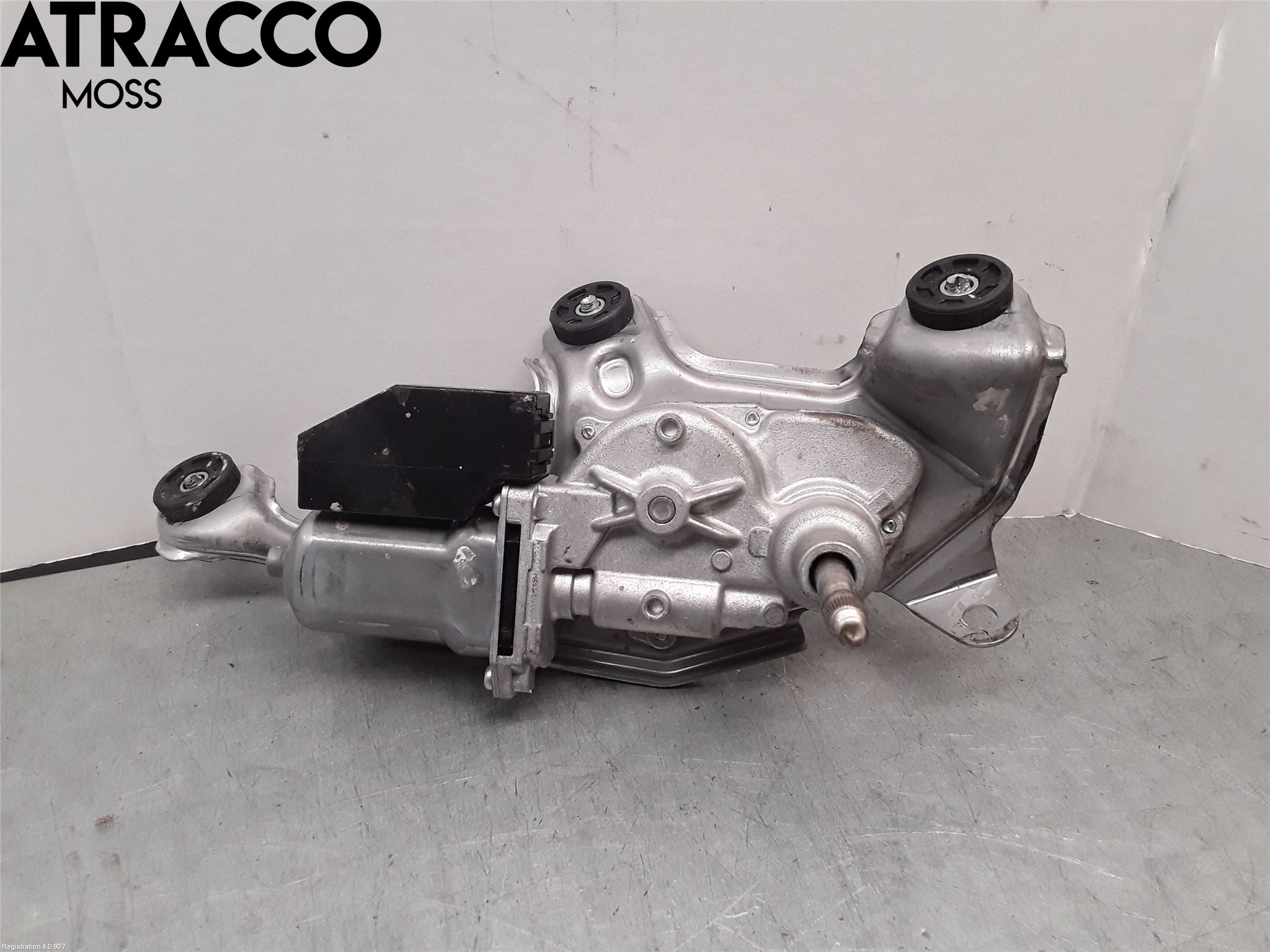 Toyota YARIS CROSS XP21 21- Viskermotor Bakluke