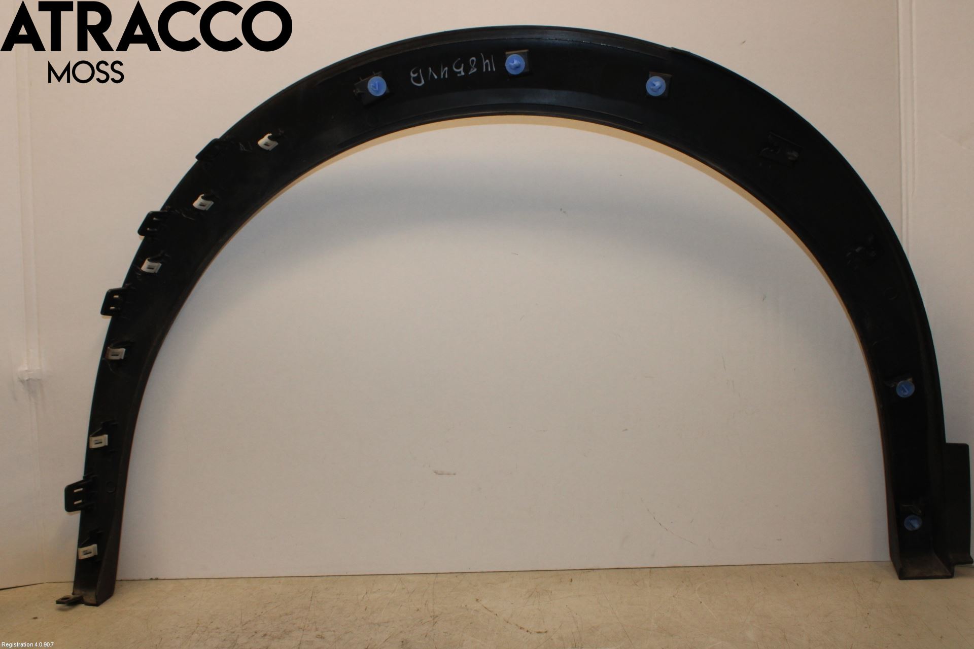 Peugeot 2008/E-2008 20- Hjulbuelist