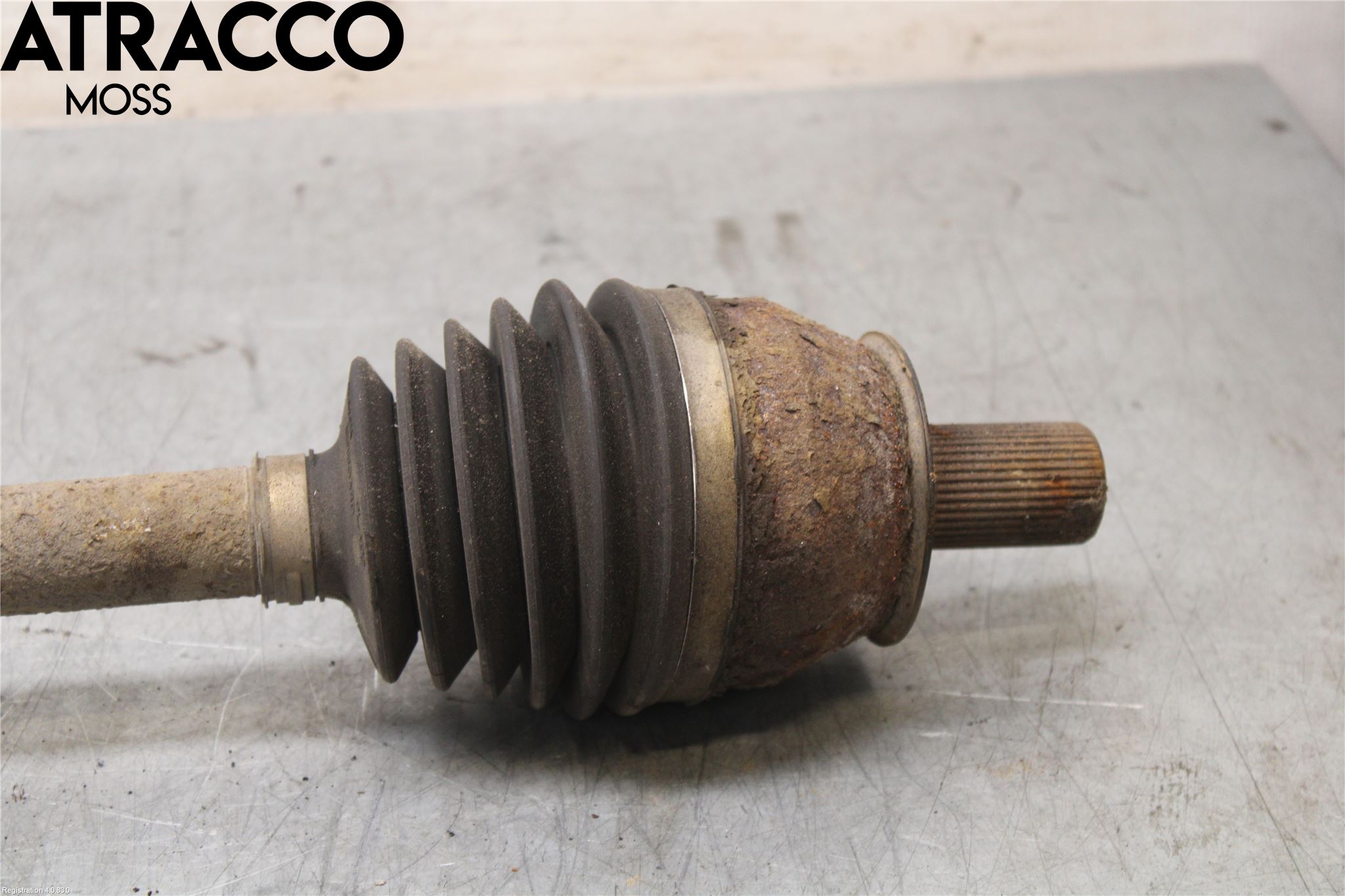 Volvo V60 11-13 Drivaksel Foran Kompl Venstre