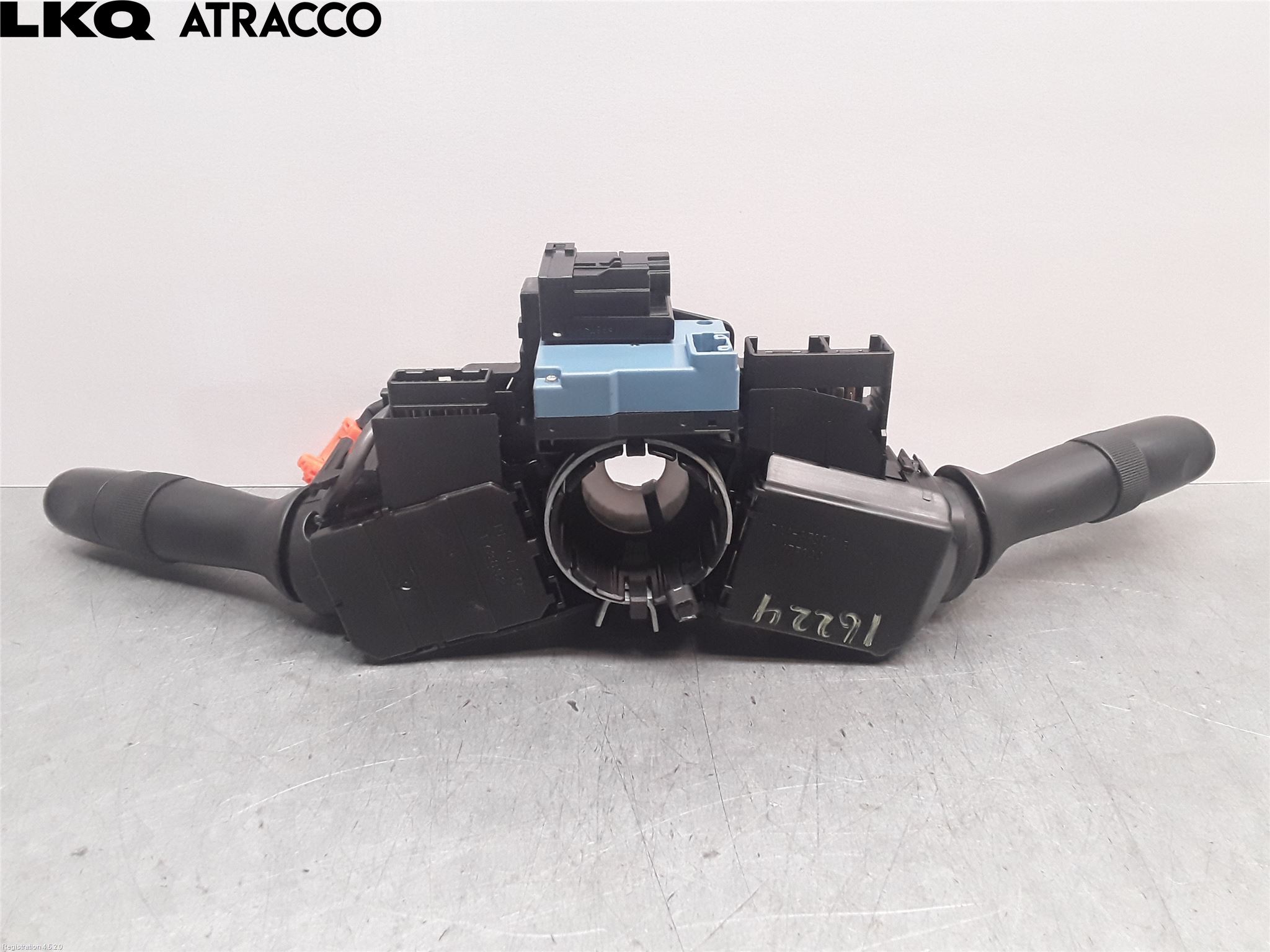 Toyota AVENSIS 09-15 Bryter Ratt Kombi H Og V