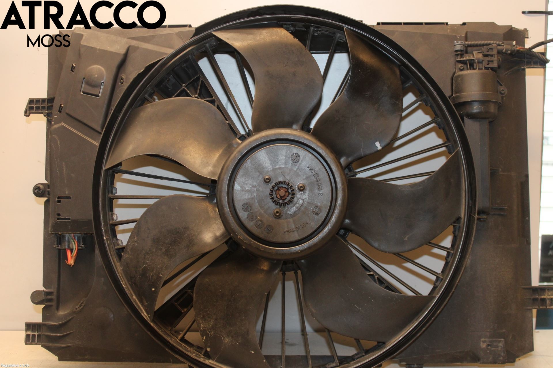 Mercedes-Benz MB E-KLASS (W212) 09-16 Kjølevifte Elektrisk