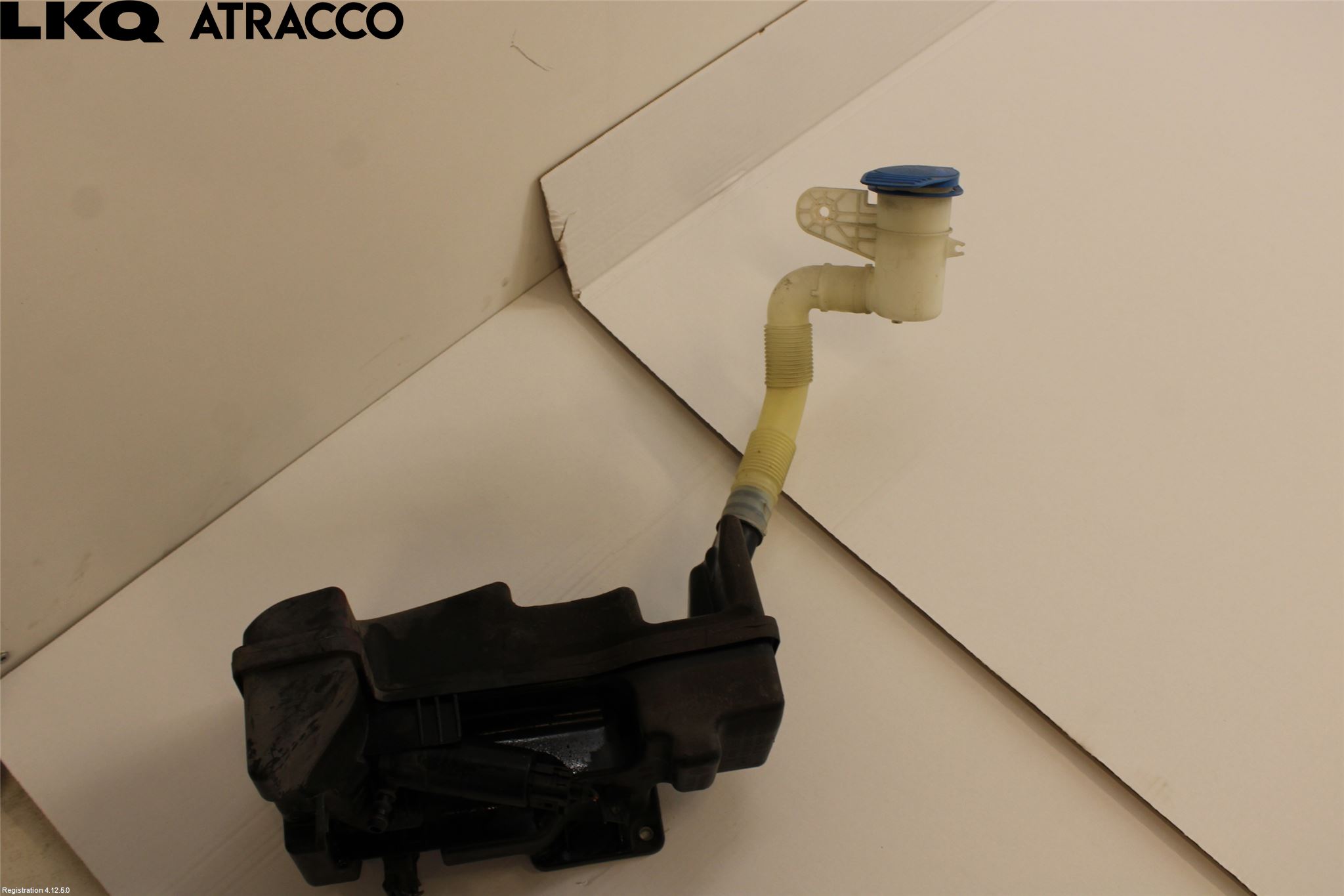 Nissan LEAF 11-17 Spylerbeholder Frontrute