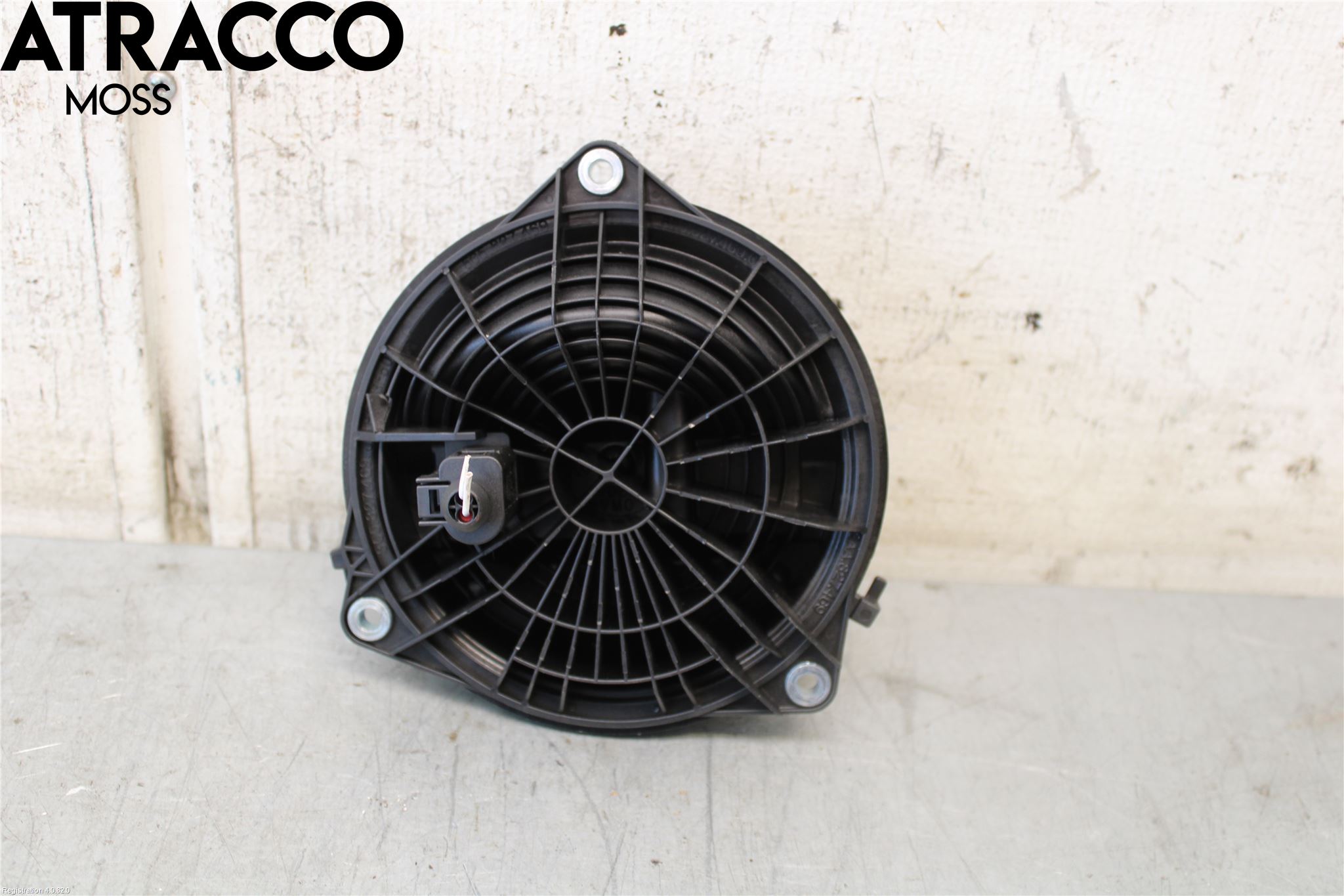 Volkswagen VW GOLF VI 09-13 Bakluke Handtak Ytre