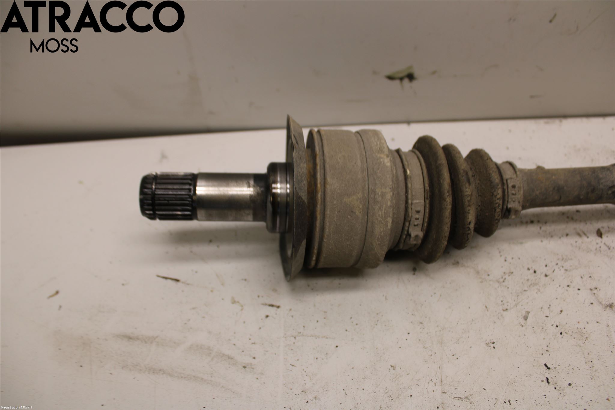 BMW 3 F30/F31/F80 12-19 Drivaksel Bak Kompl Venstre