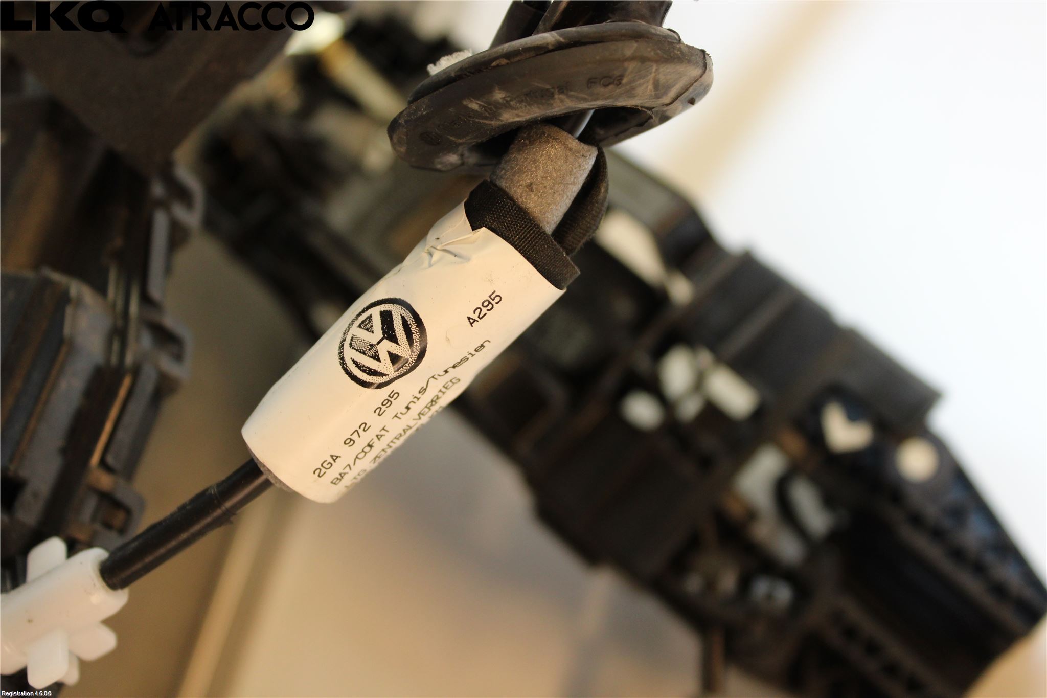 Volkswagen VW T-ROC 18- Dørlås - Låsekasse