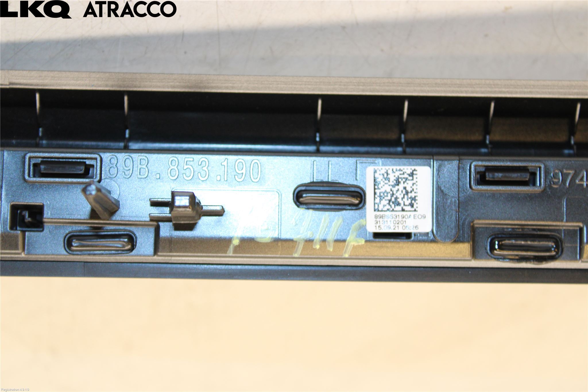 Audi Q4 E-TRON FZ 22- Instrument Ramme