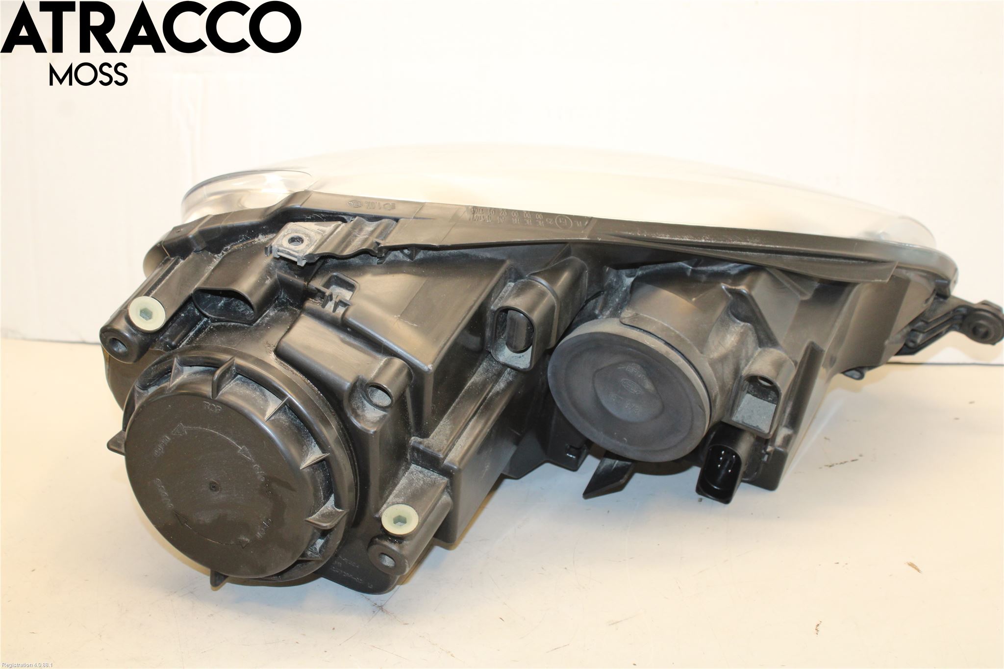 Volkswagen VW GOLF V 04-09 Frontlykt Venstre