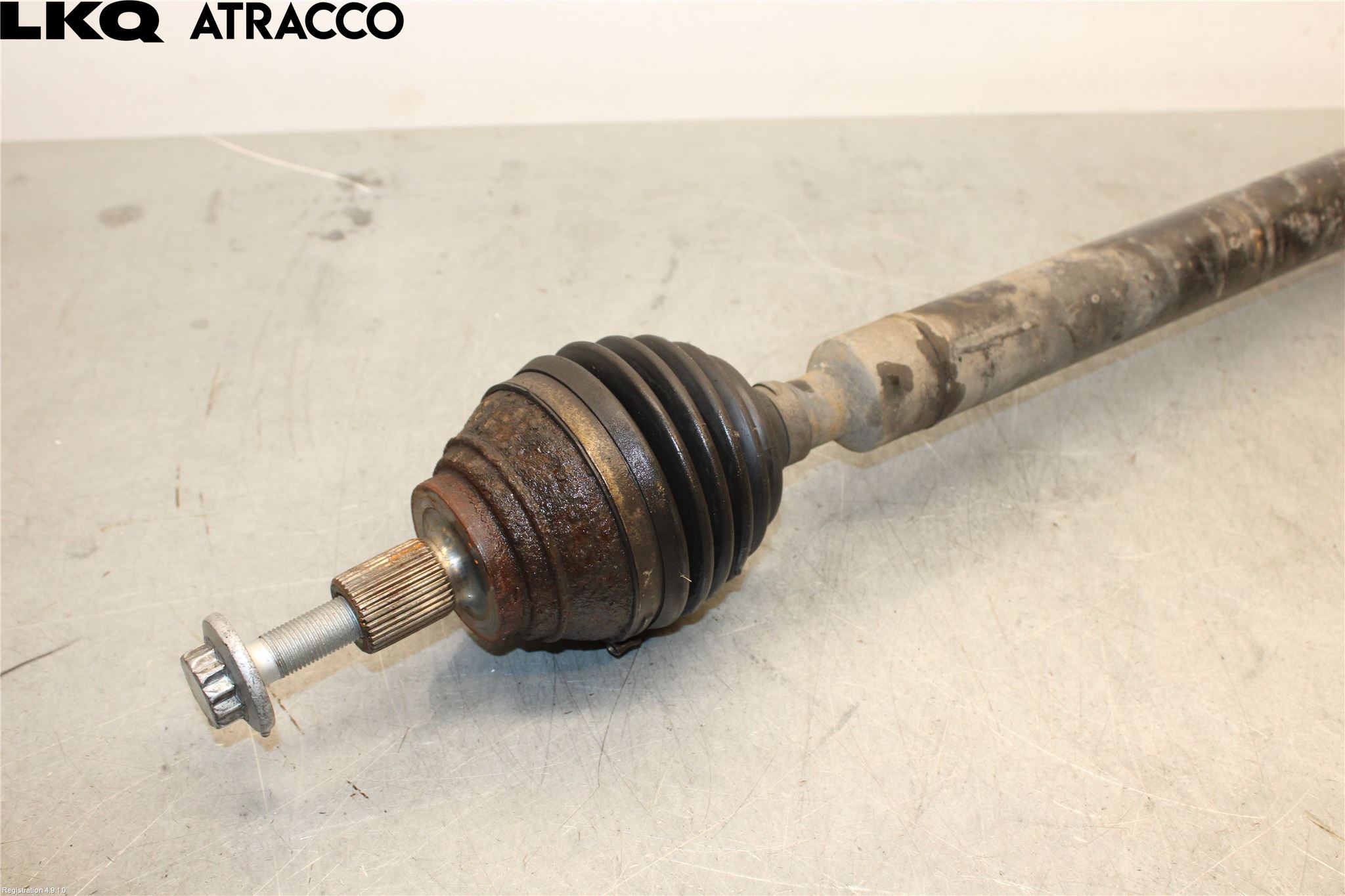 Skoda YETI Drivaksel Foran Kompl Høyre